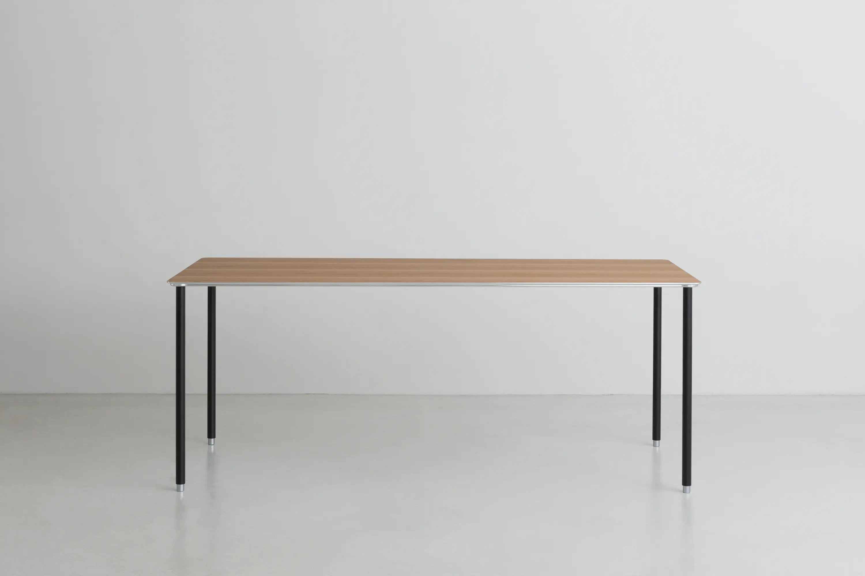 By interiors inc. - TEE | table