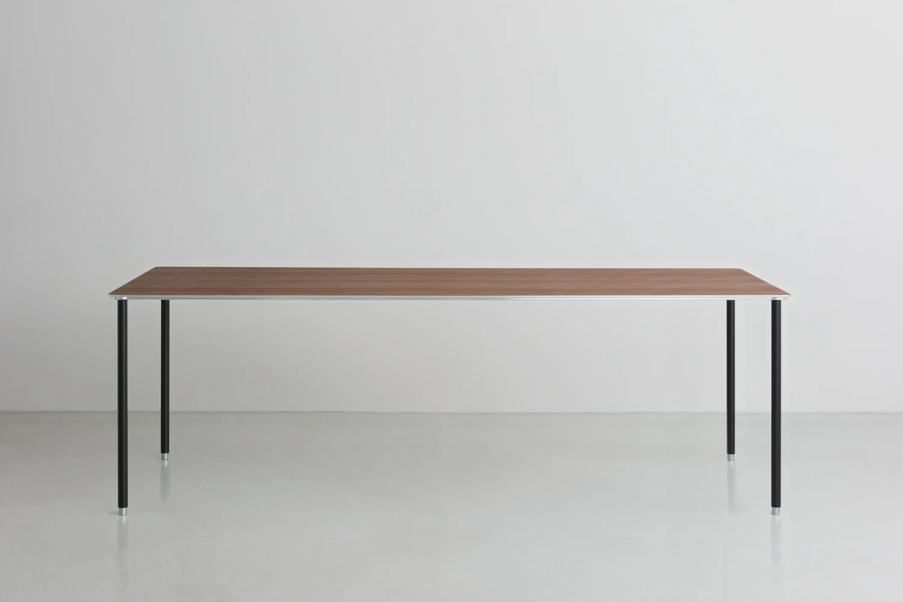 By interiors inc. - TEE | table