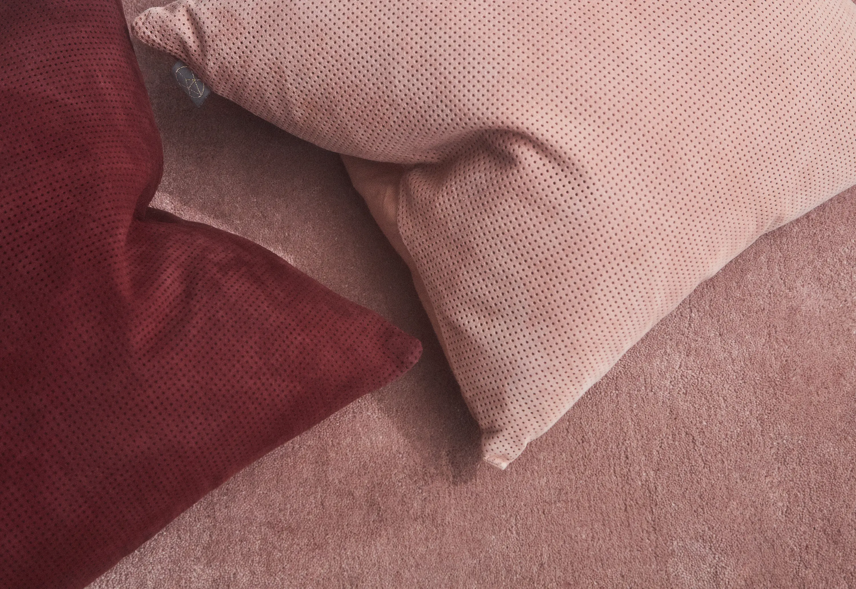 AYTM - Puncta | cushion