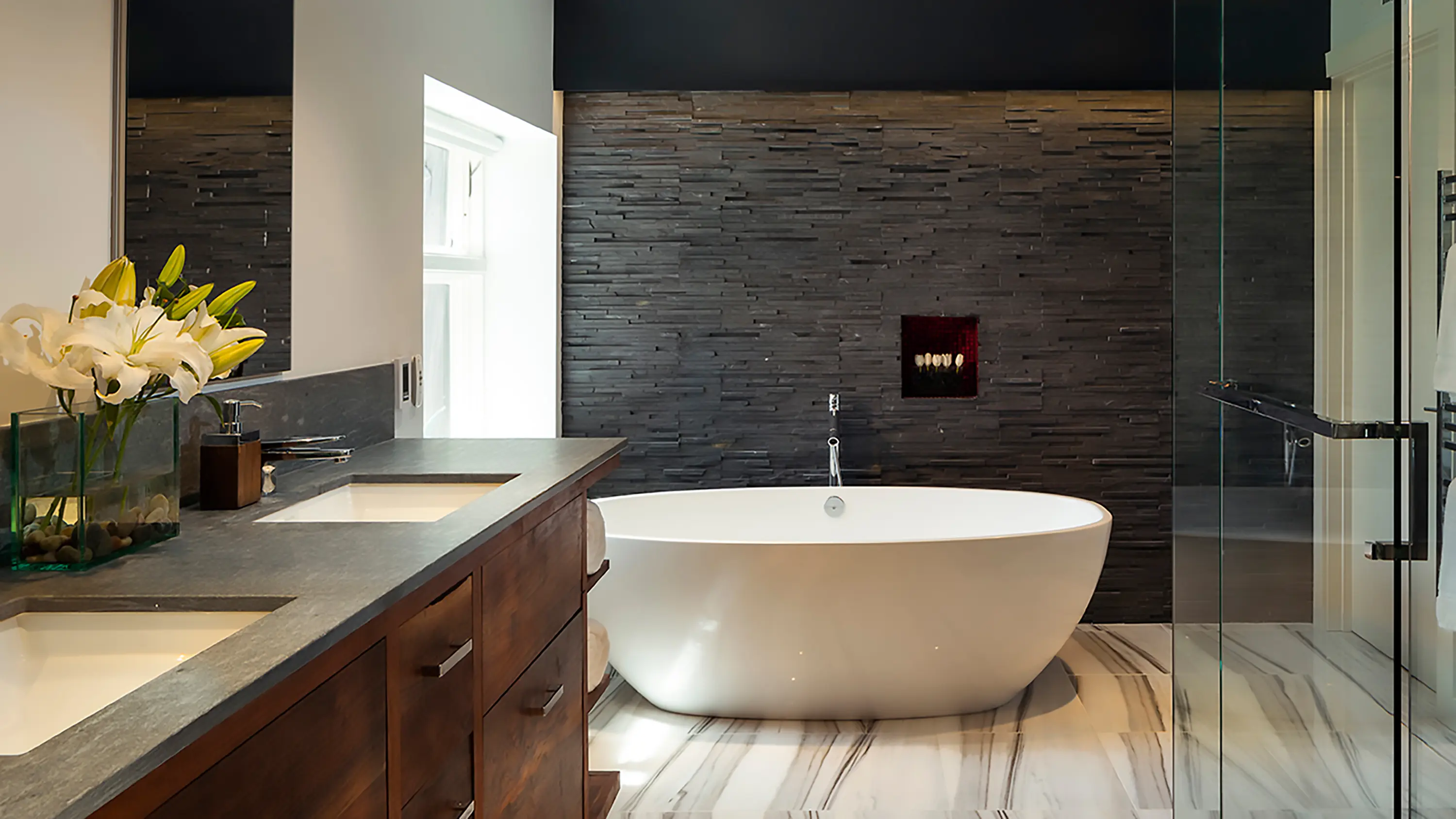 Tango Tile - Realstone Systems Thinstone | Charcoal