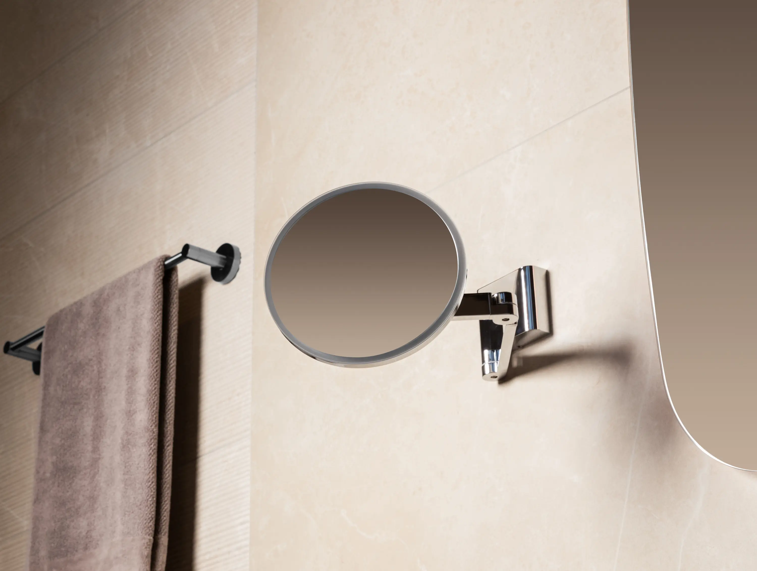 BAGNODESIGN - Glow | Wall Mounted Double Arm X5 Magnifying Mirror with Progressive Switch
