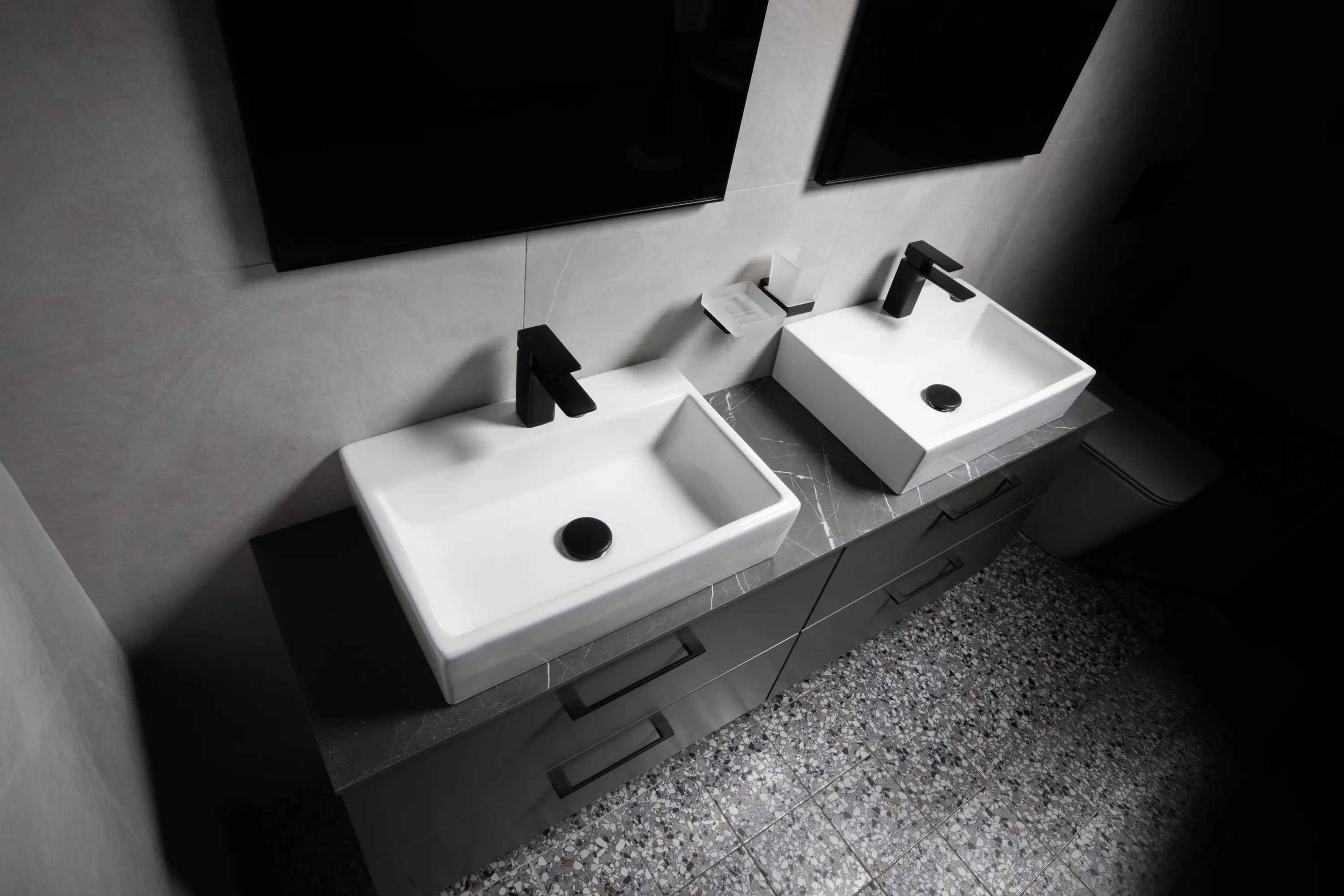 BAGNODESIGN - Zephyr | Mono Smooth Bodied Tall Basin Mixer Chrome