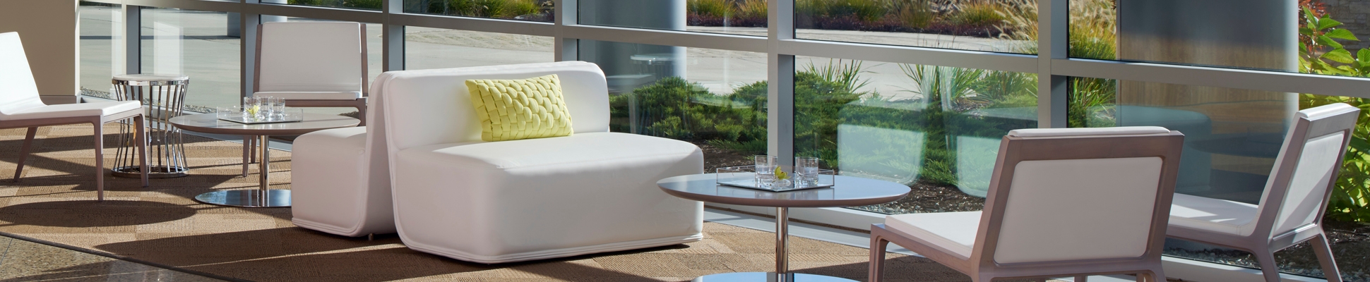 Discover the world of manufacturer Cumberland Furniture
