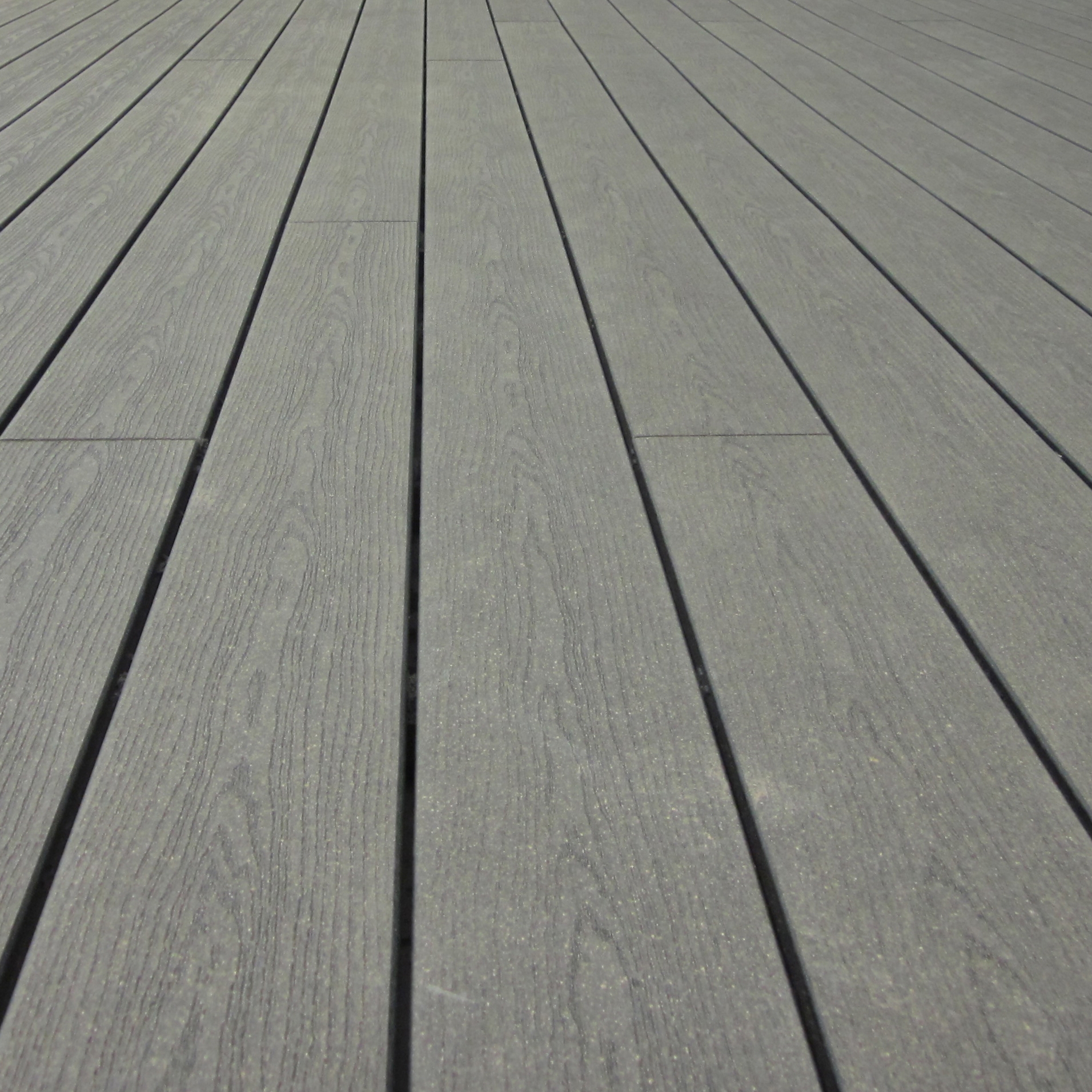 Produkt Elegance | Terrassendiele strukturiert - Anthrazitgrau des Herstellers Silvadec anzeigen