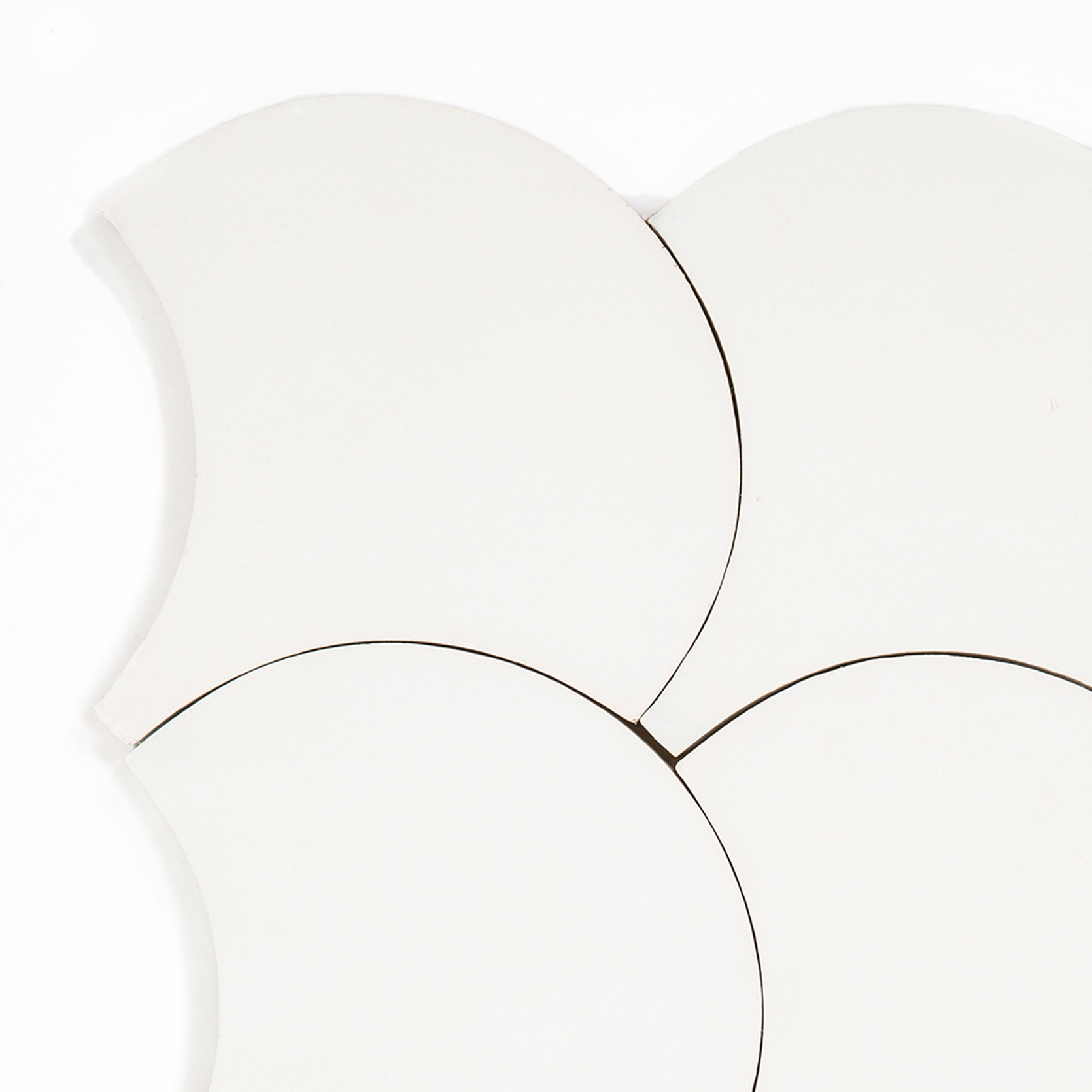 Display product Shell - White from manufacturer Granada Tile