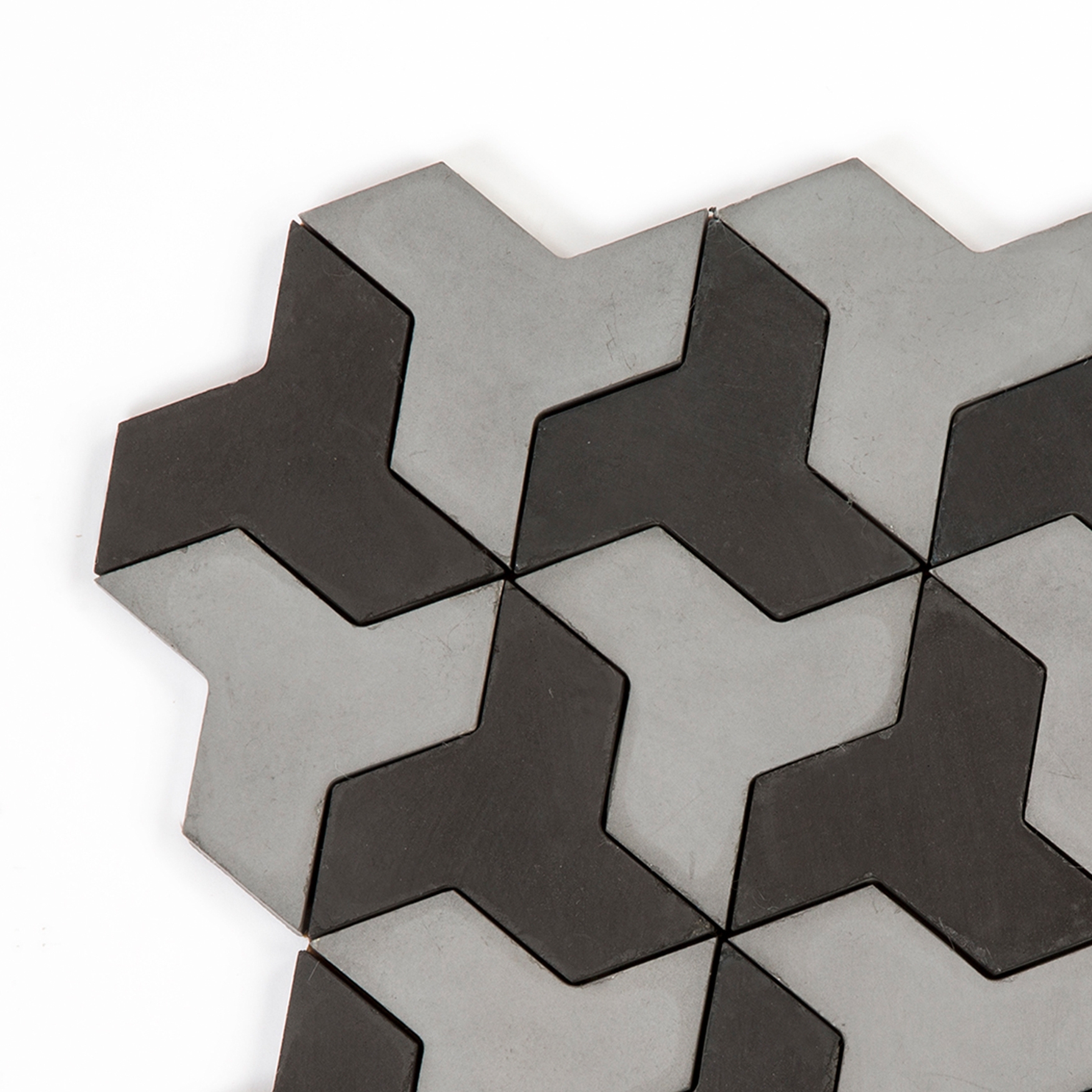 Discus - SilverBlack