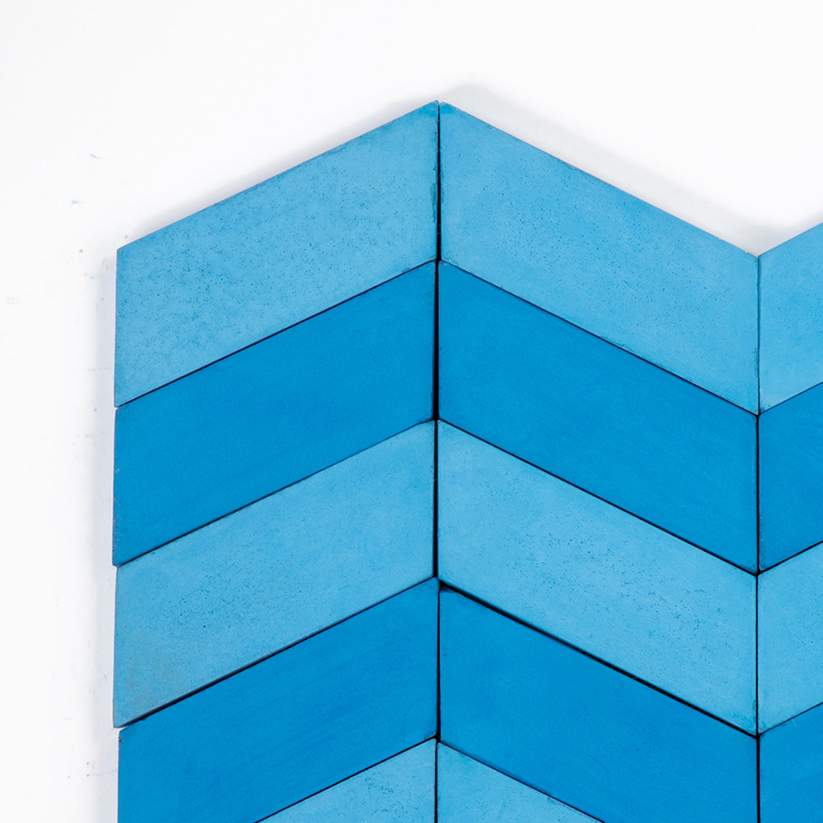 Display product Long-Chevron-Waves-blue-sky from manufacturer Granada Tile