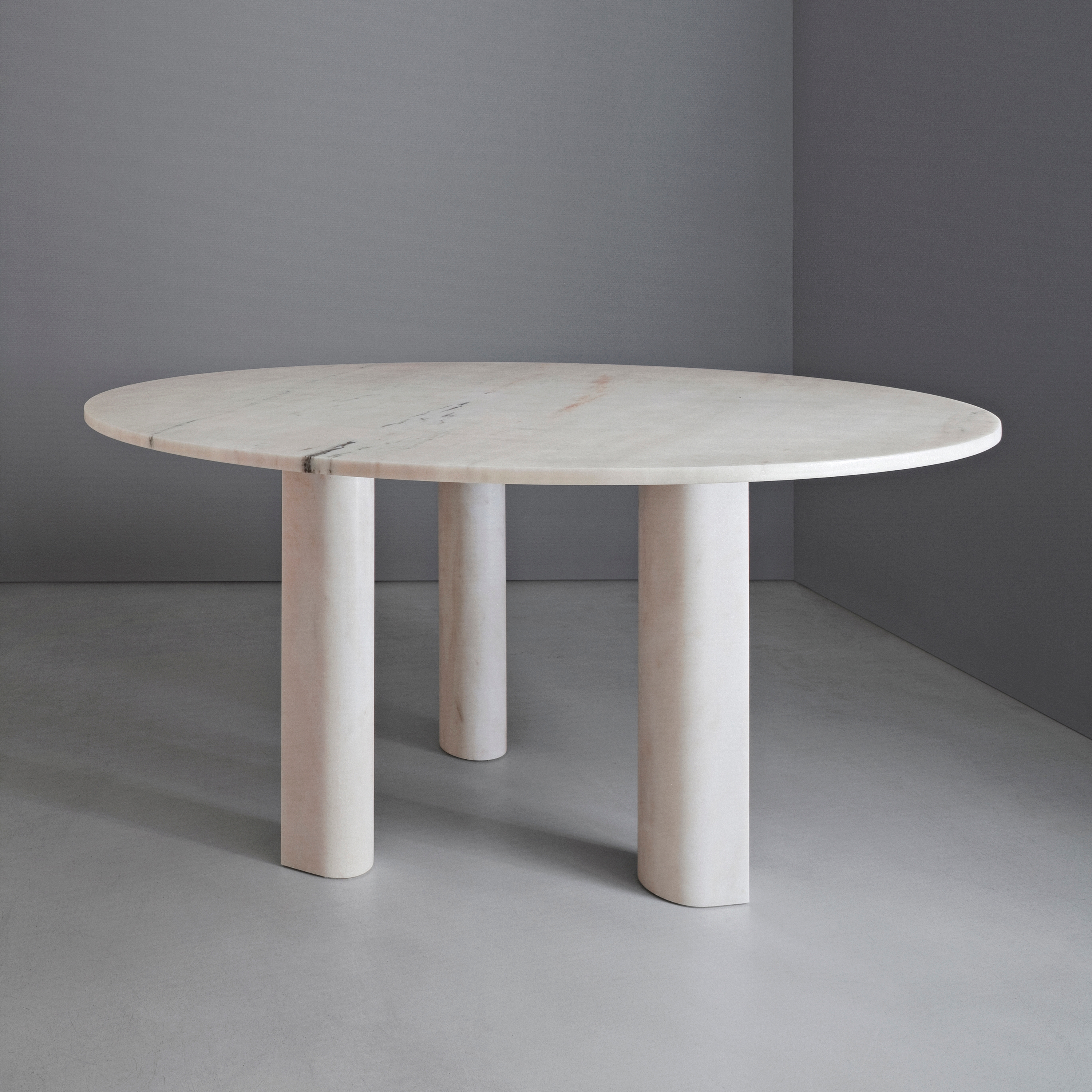 Afficher le produit 'Love  me, Love me not' dining table: round du fabricant Salvatori