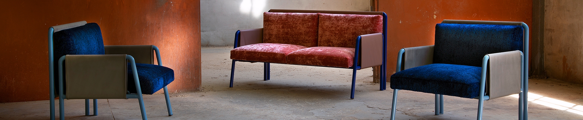 Discover the world of manufacturer Adrenalina