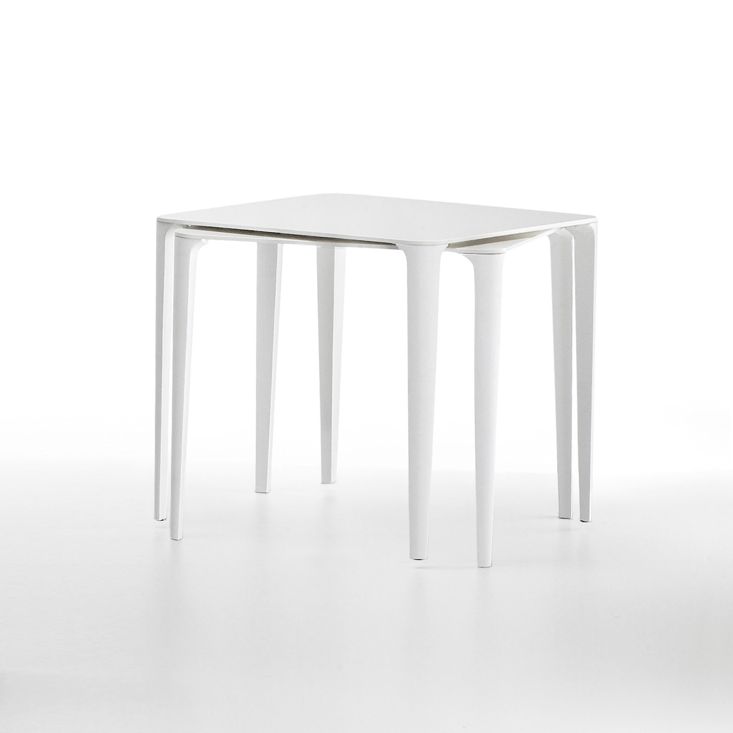 Produkt Nenè squared des Herstellers Midj anzeigen