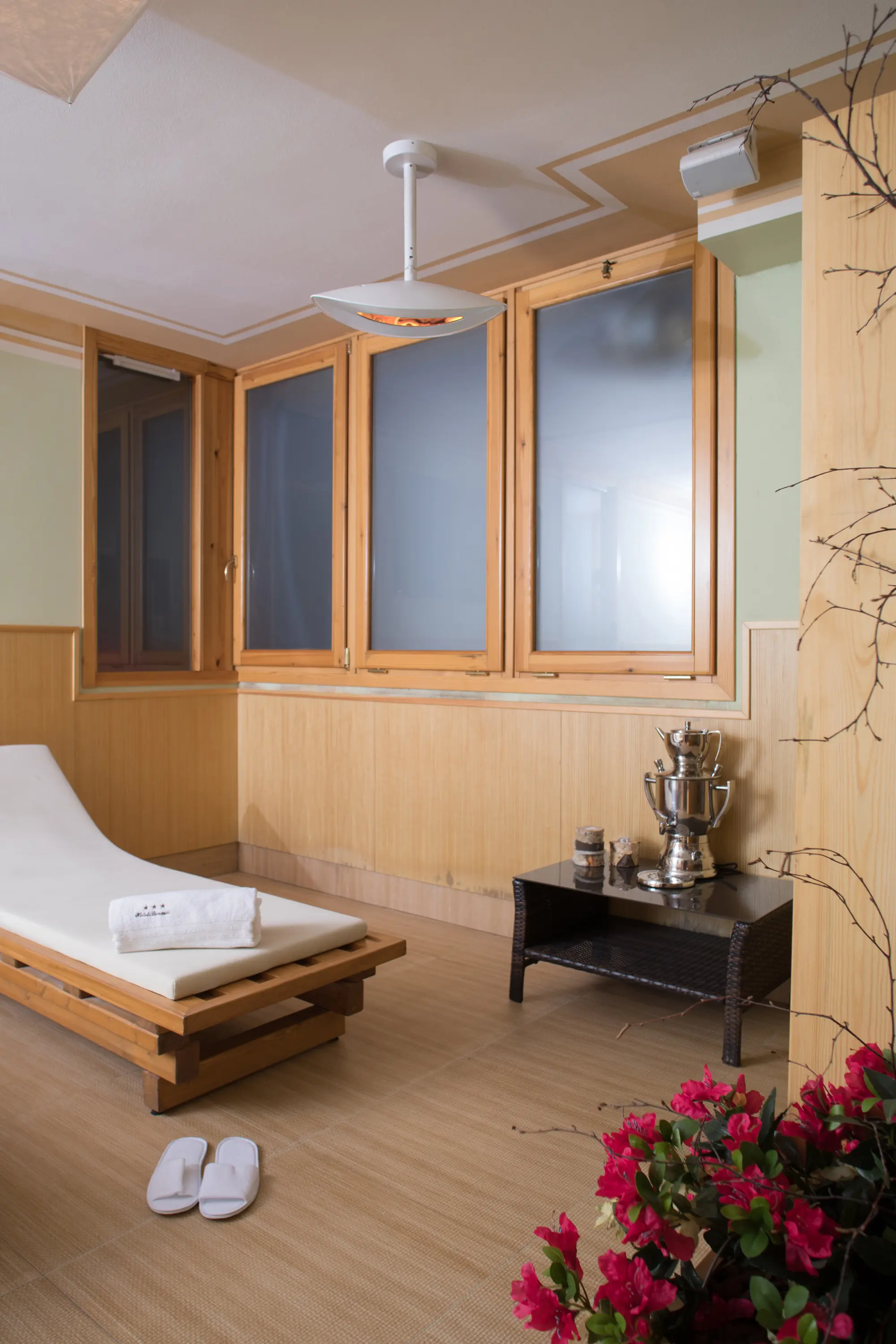 Phormalab - Hotdoor Ceiling mounting heater