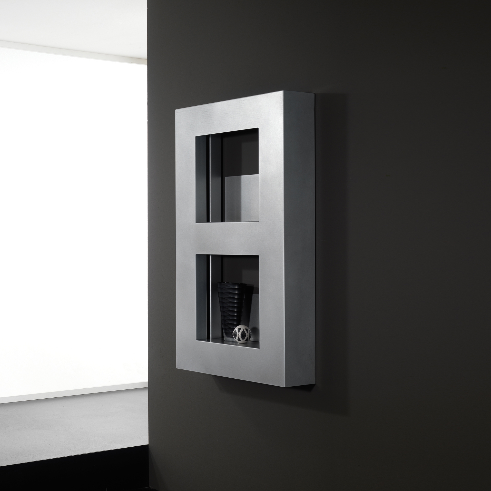 Display product Cube from manufacturer Deltacalor