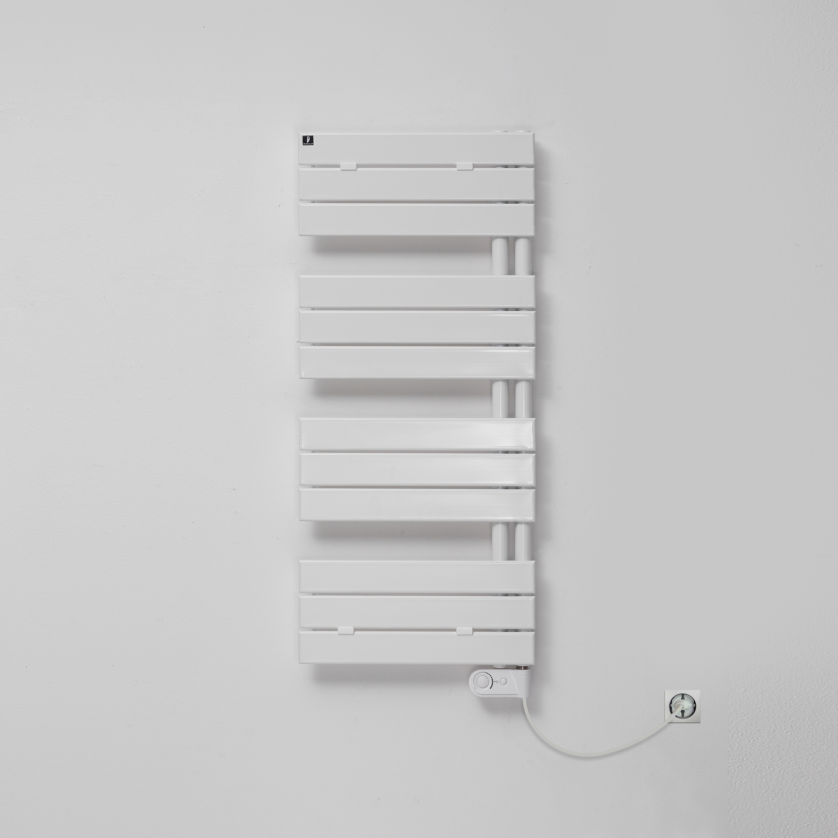Mostrar el producto Flag Electric del fabricante Deltacalor