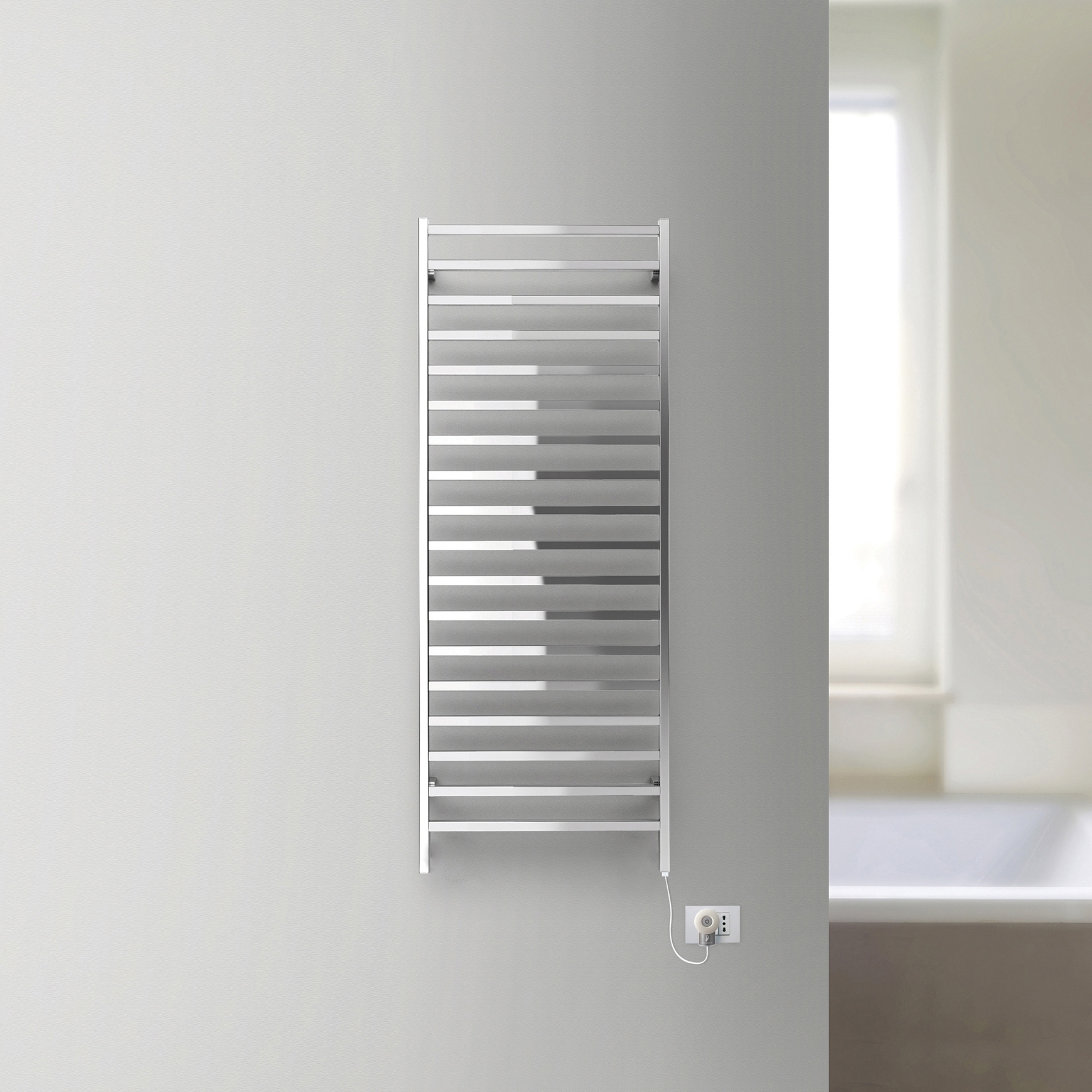 Display product Slim Q Electric from manufacturer Deltacalor