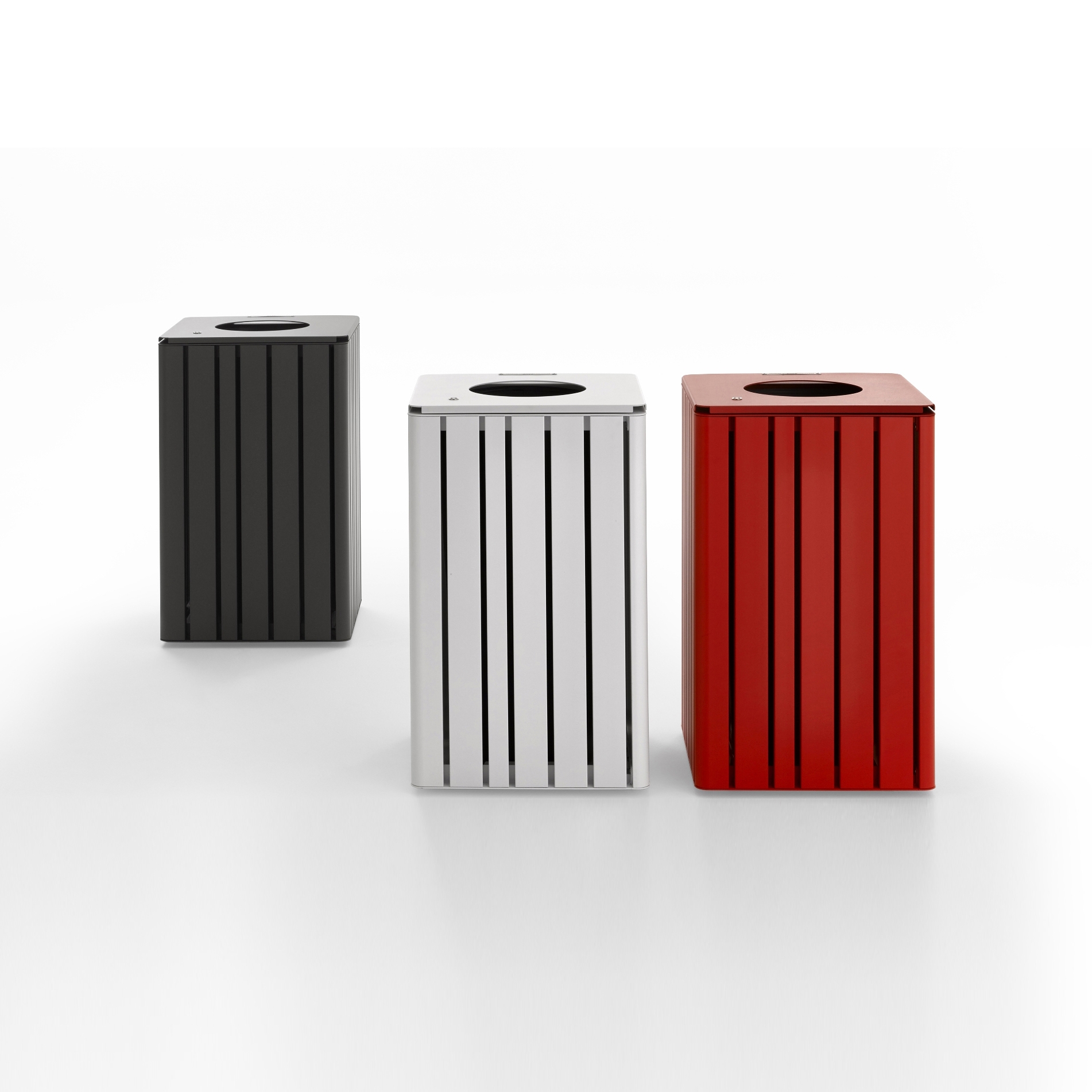 Mostra il prodotto VENTIQUATTRORE.H24 CESTONE del produttore Urbantime