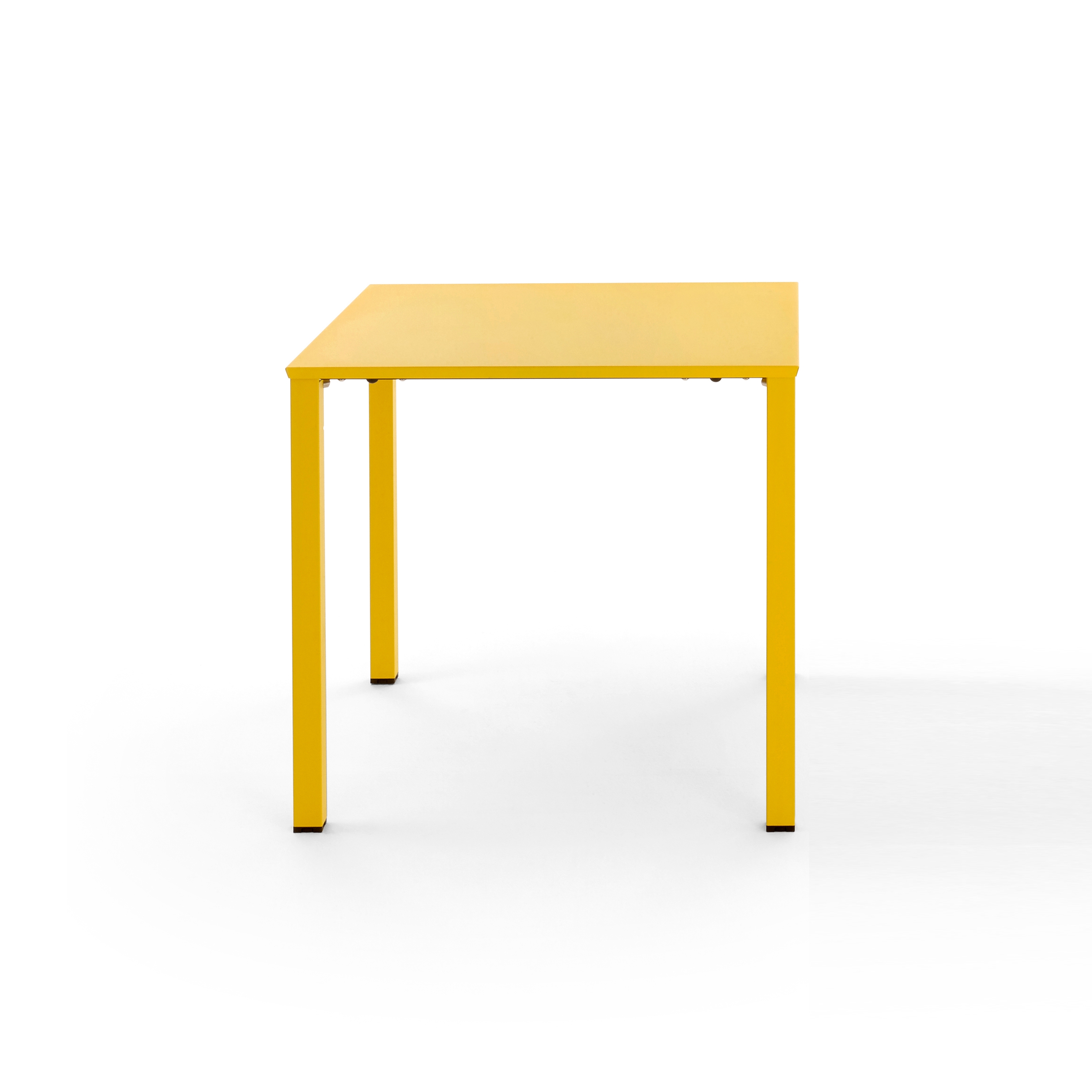 Display product MOONTABLE TABLE from manufacturer Urbantime