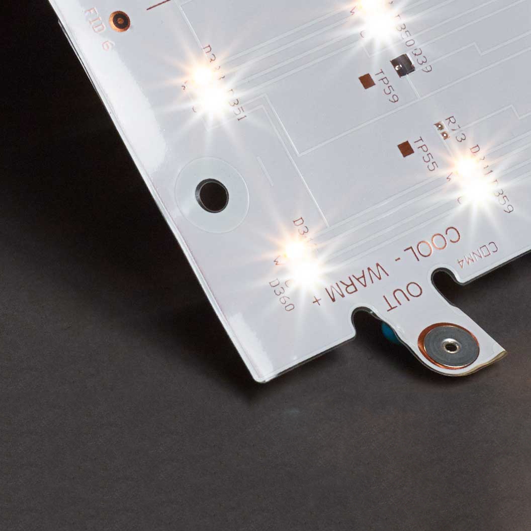 Display product TILE Tunable White from manufacturer Cooledge