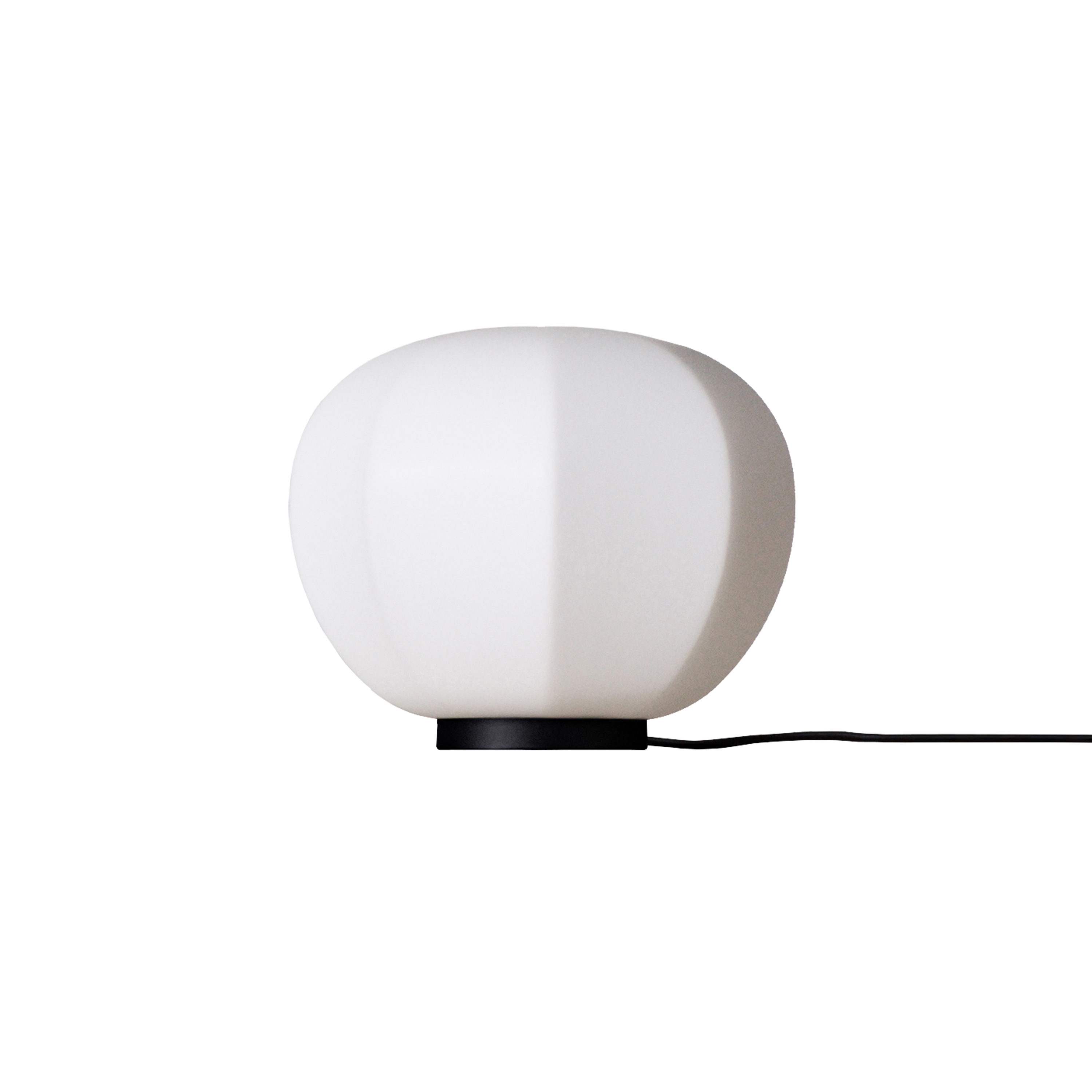 Display product Persimon table lamp from manufacturer Fogia