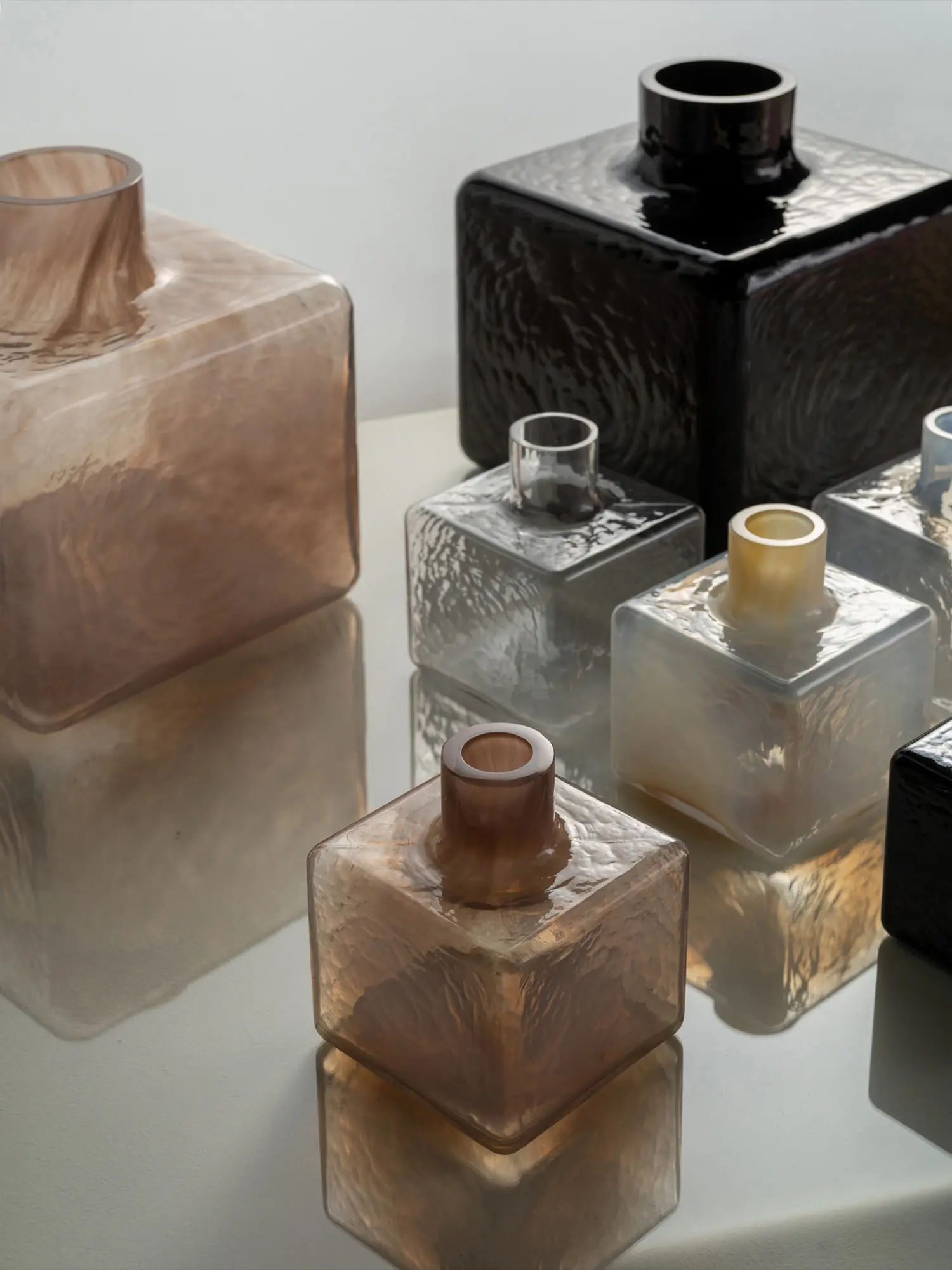 Fogia - Cube Vase