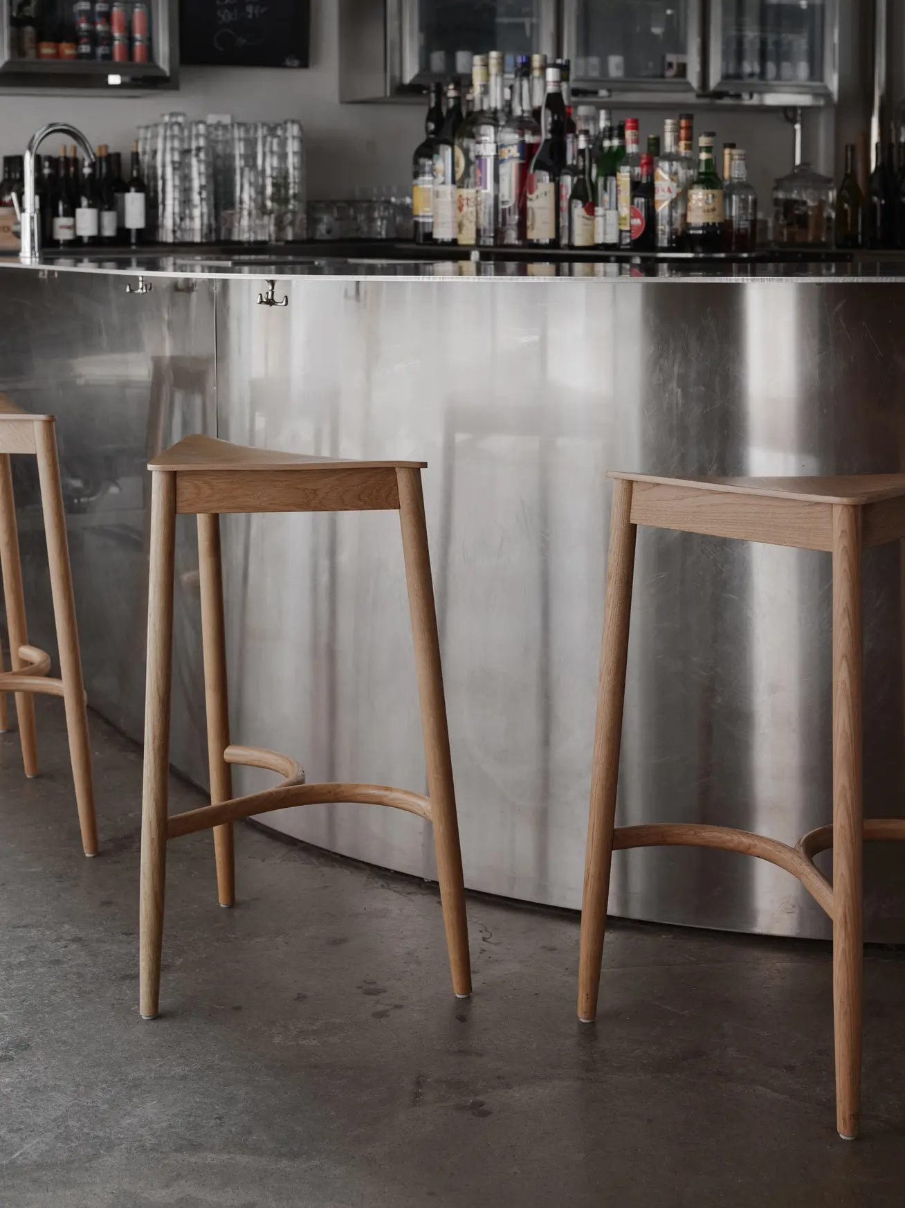 Fogia - Tripot barstool