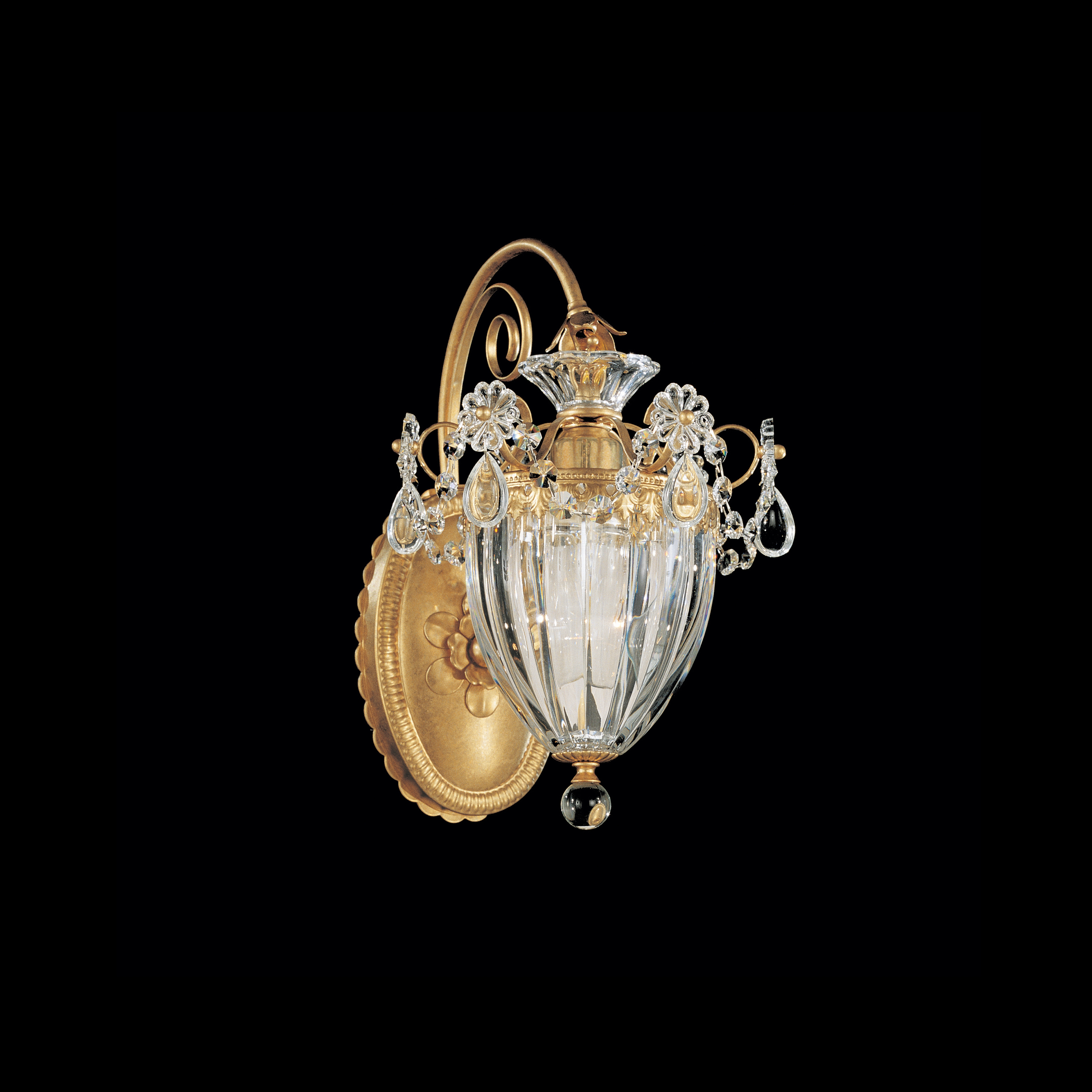 Mostra il prodotto Bagatelle Wall Light del produttore Schonbek