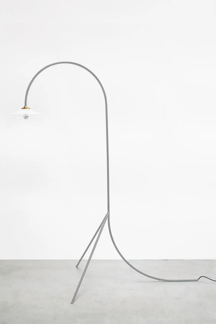 valerie_objects - standing lamp | n°1 light grey