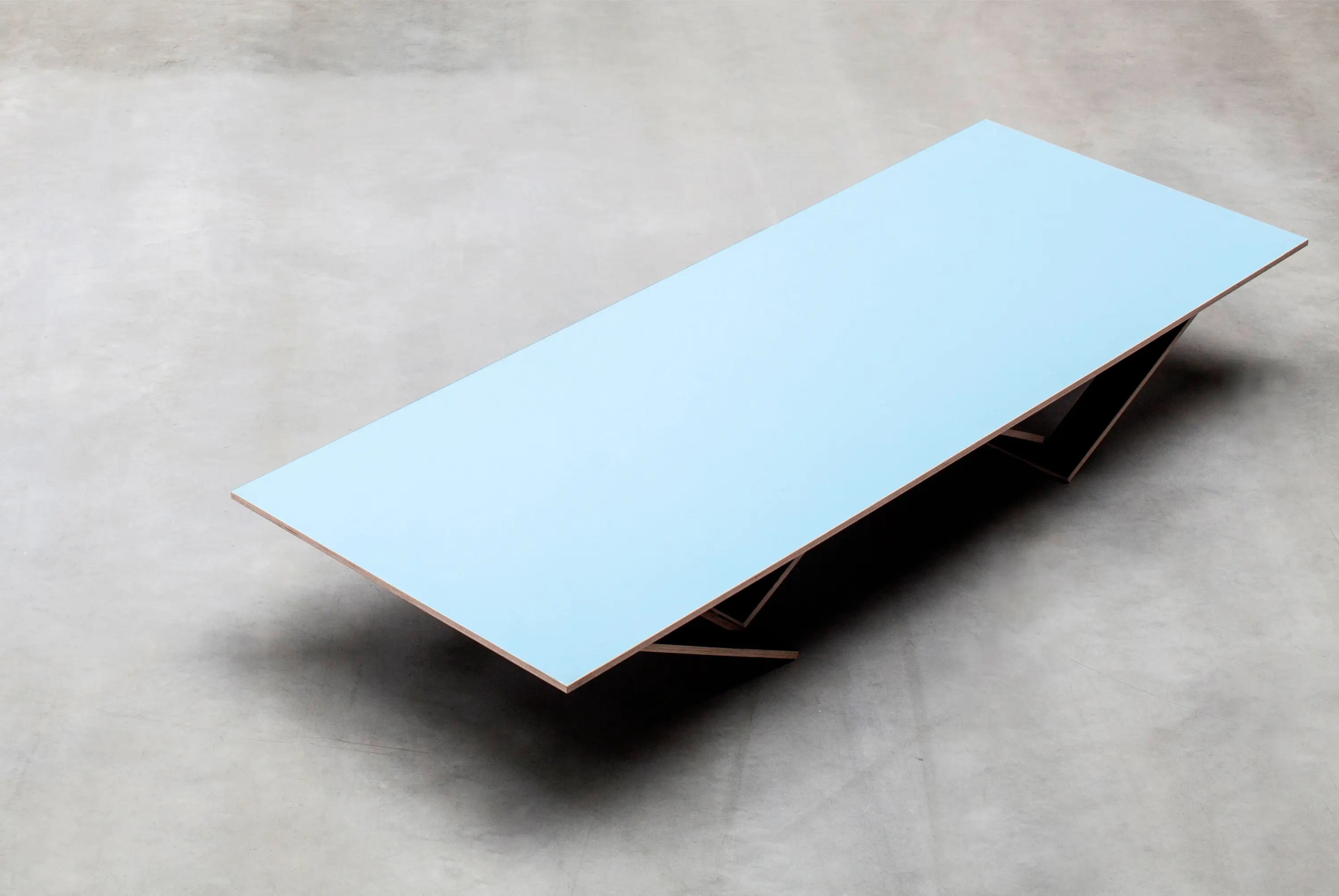 valerie_objects - ta tisch | blue surface