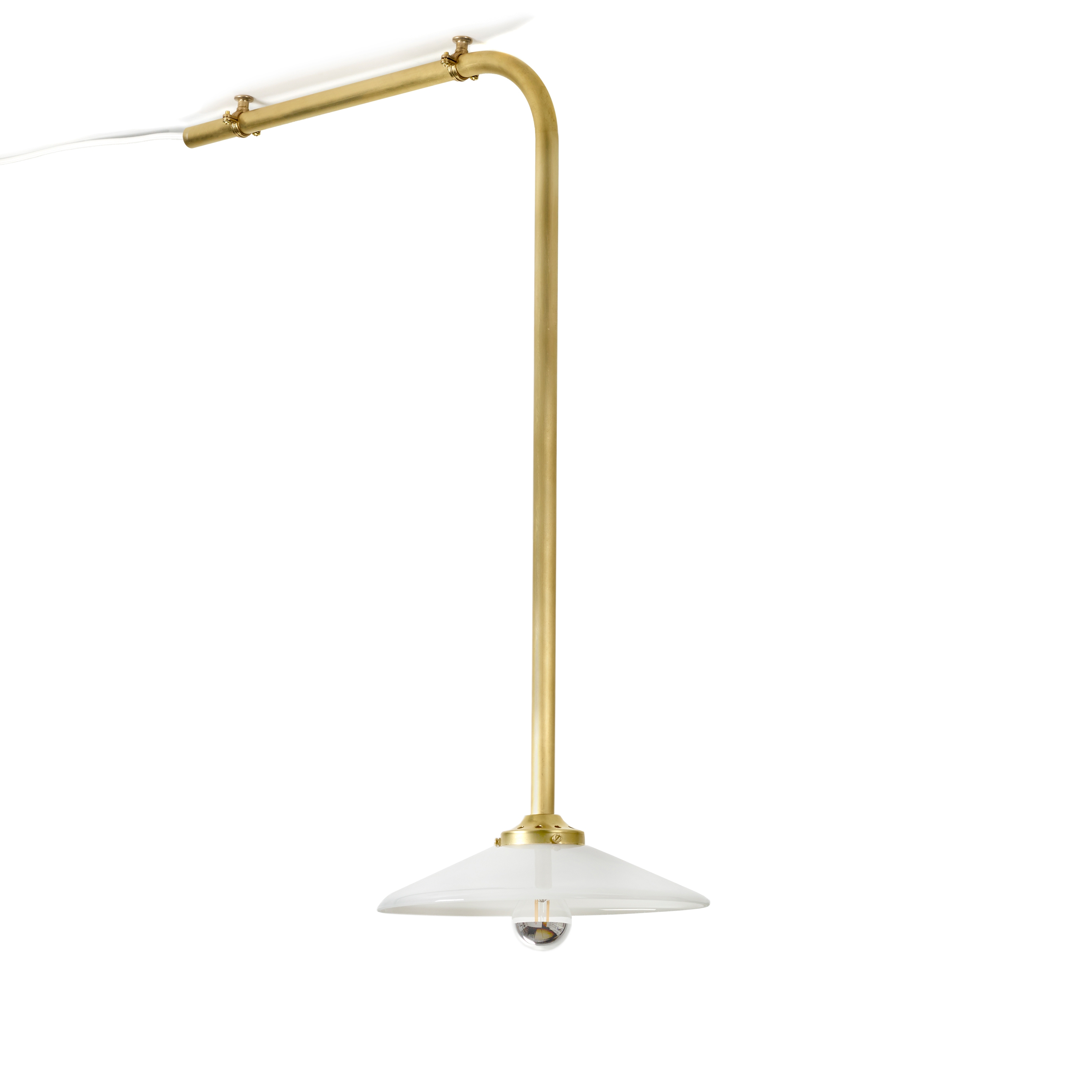 Mostra il prodotto ceiling lamp n°3 brass del produttore valerie_objects