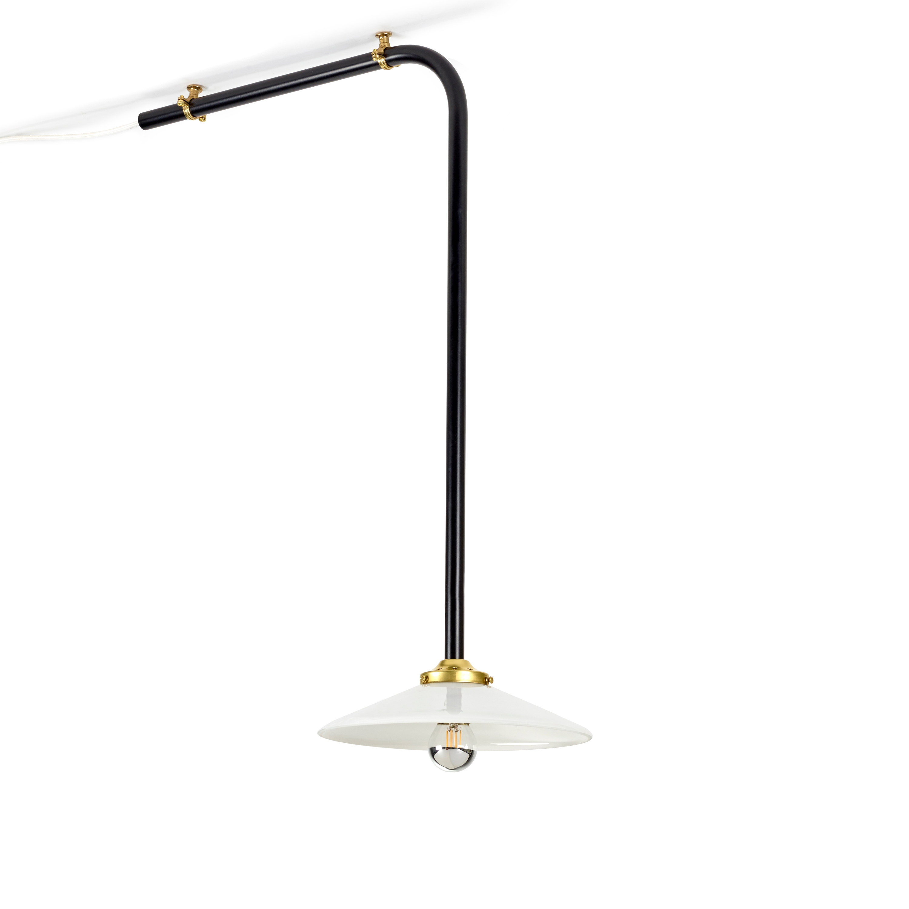 Mostra il prodotto ceiling lamp n°3 black del produttore valerie_objects