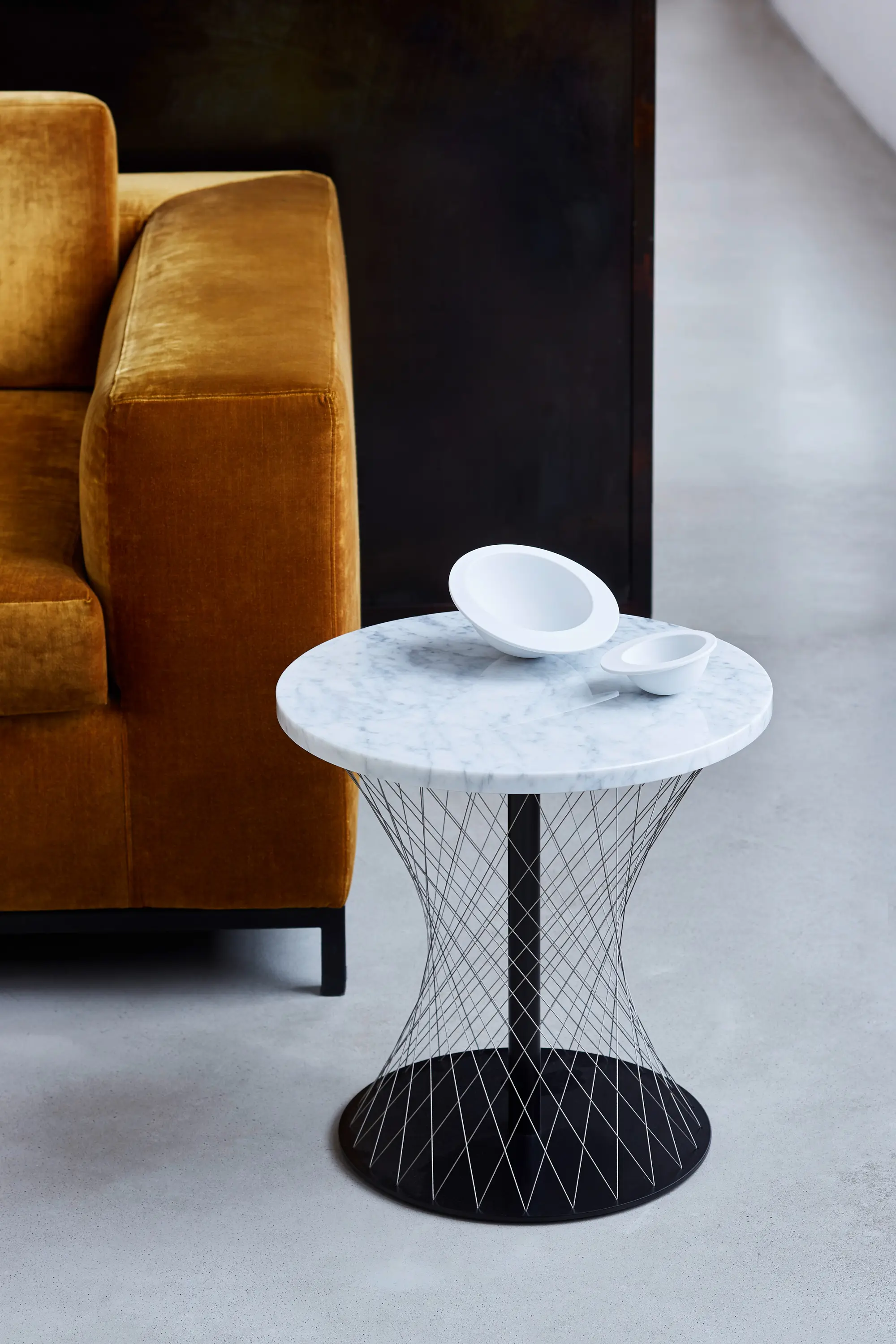 Favius - Network | Side Table