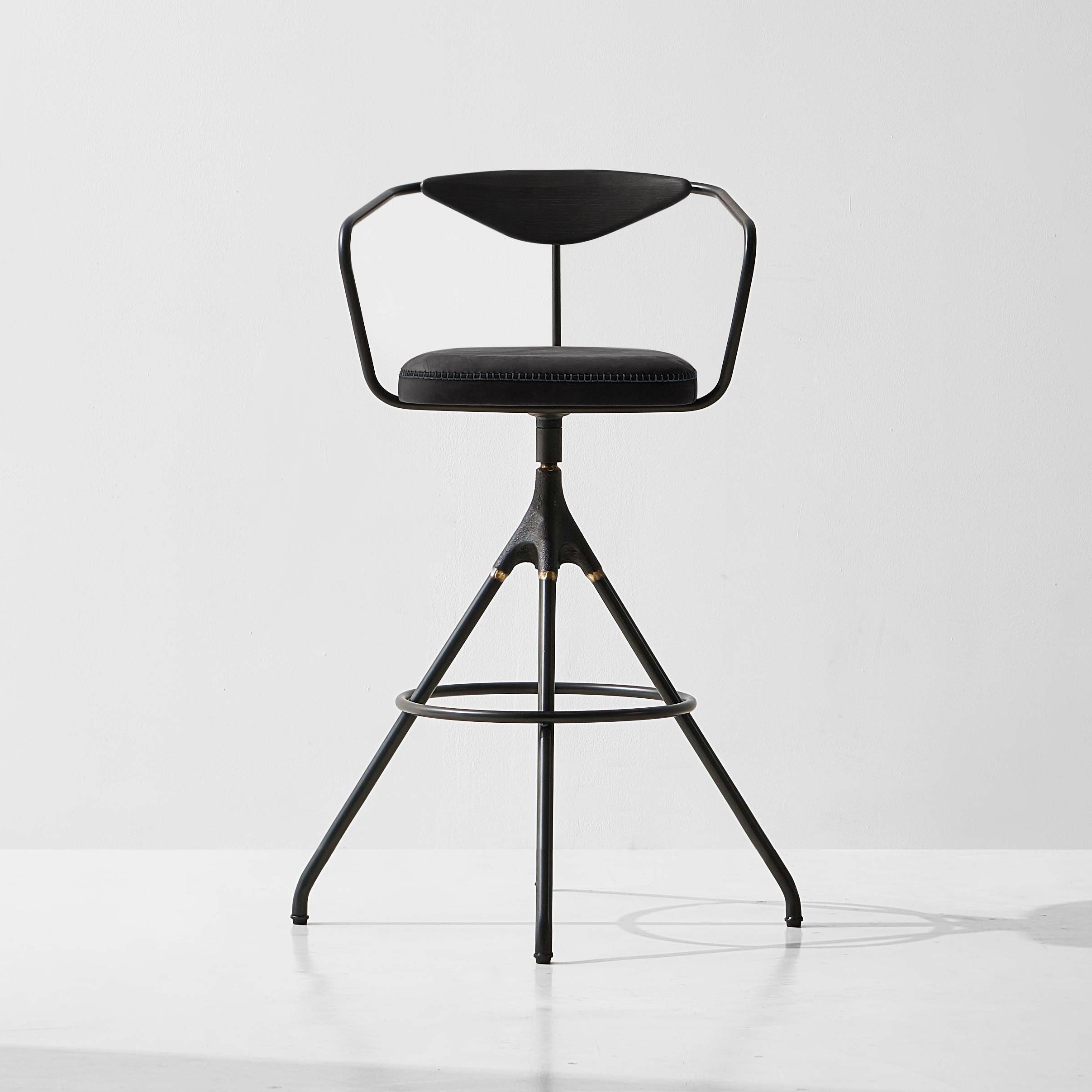 Akron Bar Stool With Backrest & Leather Seat