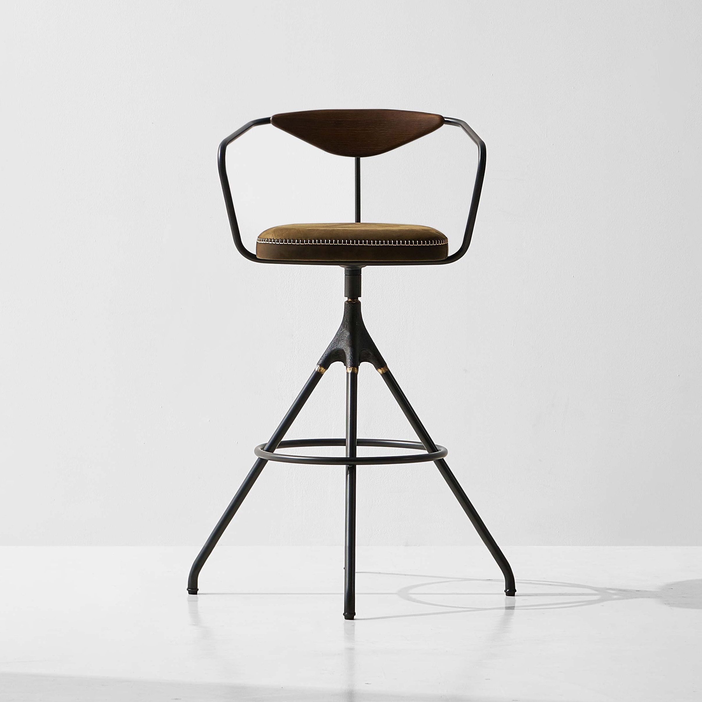 Akron Bar Stool With Backrest & Leather Seat