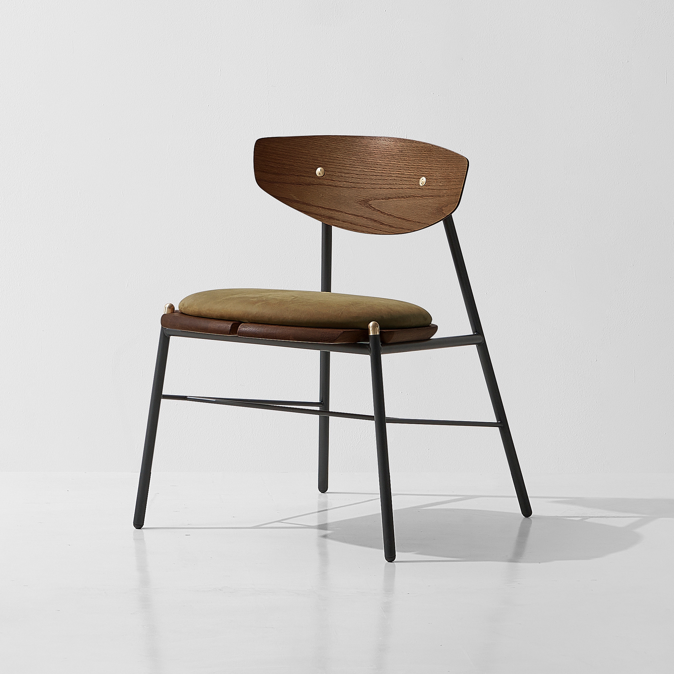 Display product Kink Dining Chair Leather Cushion from manufacturer District Eight
