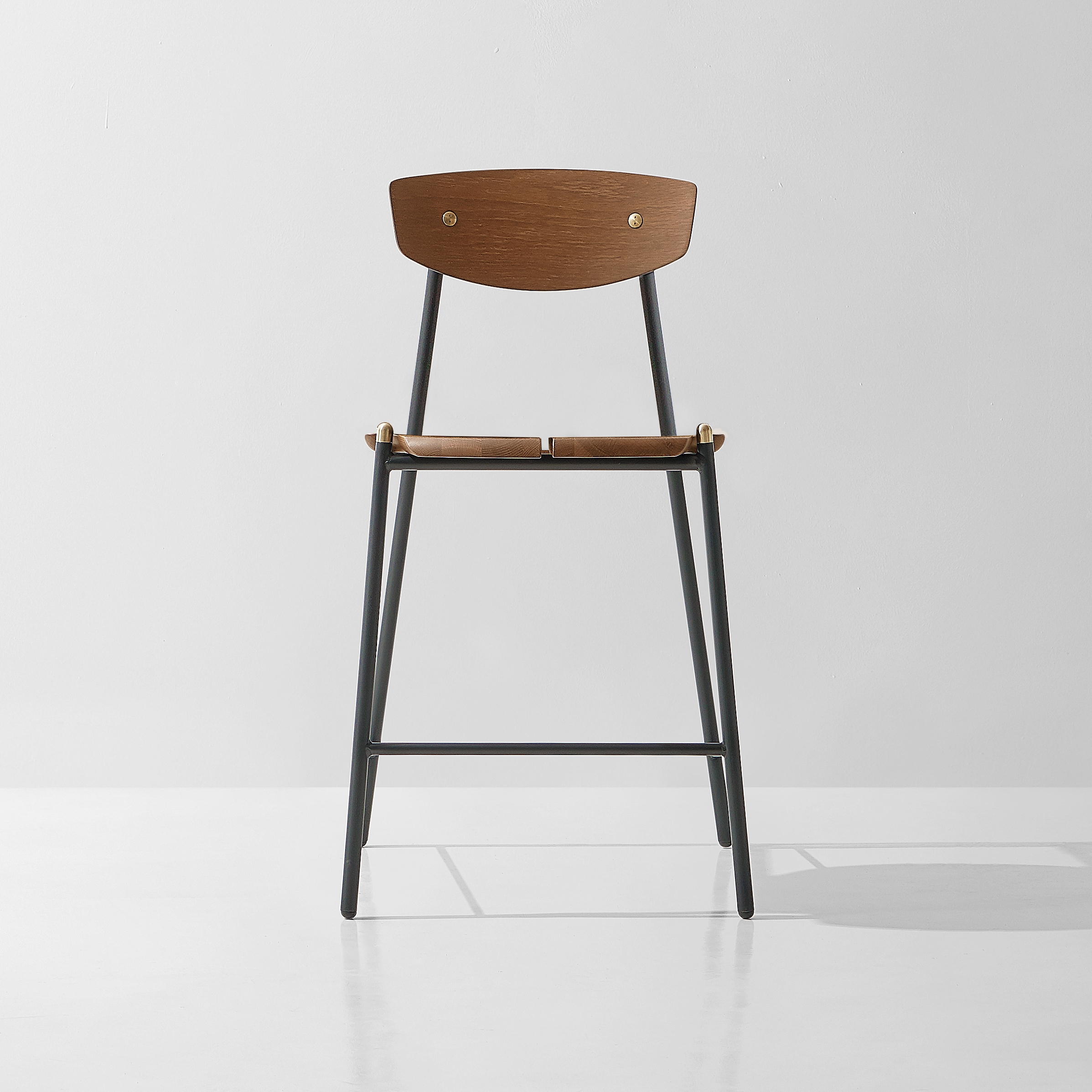 Display product Kink Counter Stool from manufacturer District Eight