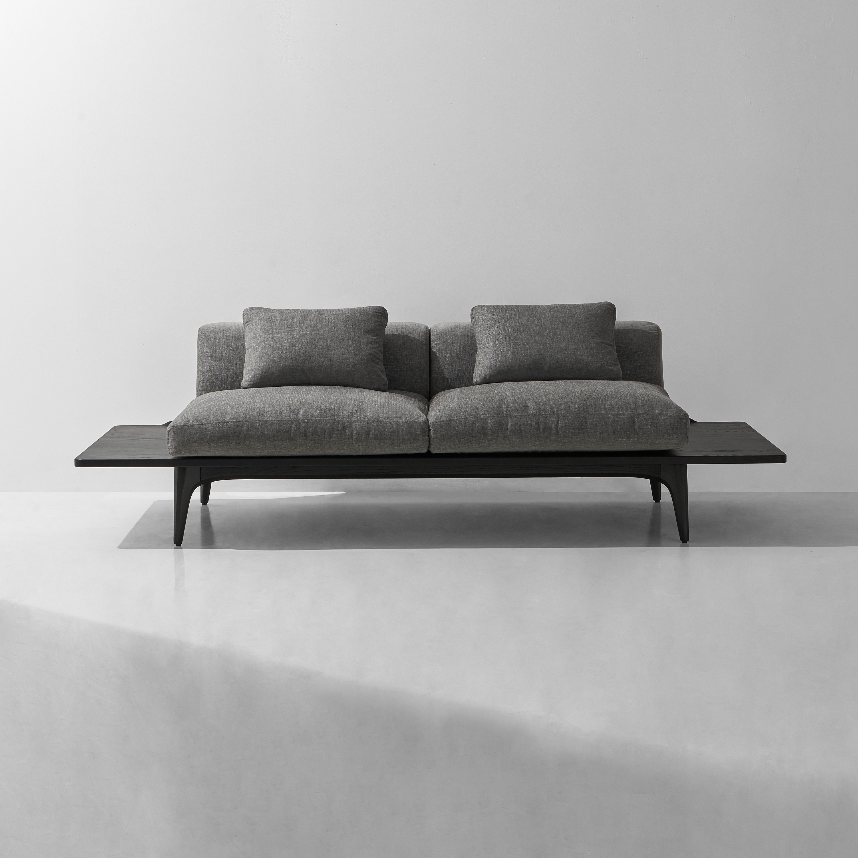 Display product Salk Sofa from manufacturer District Eight