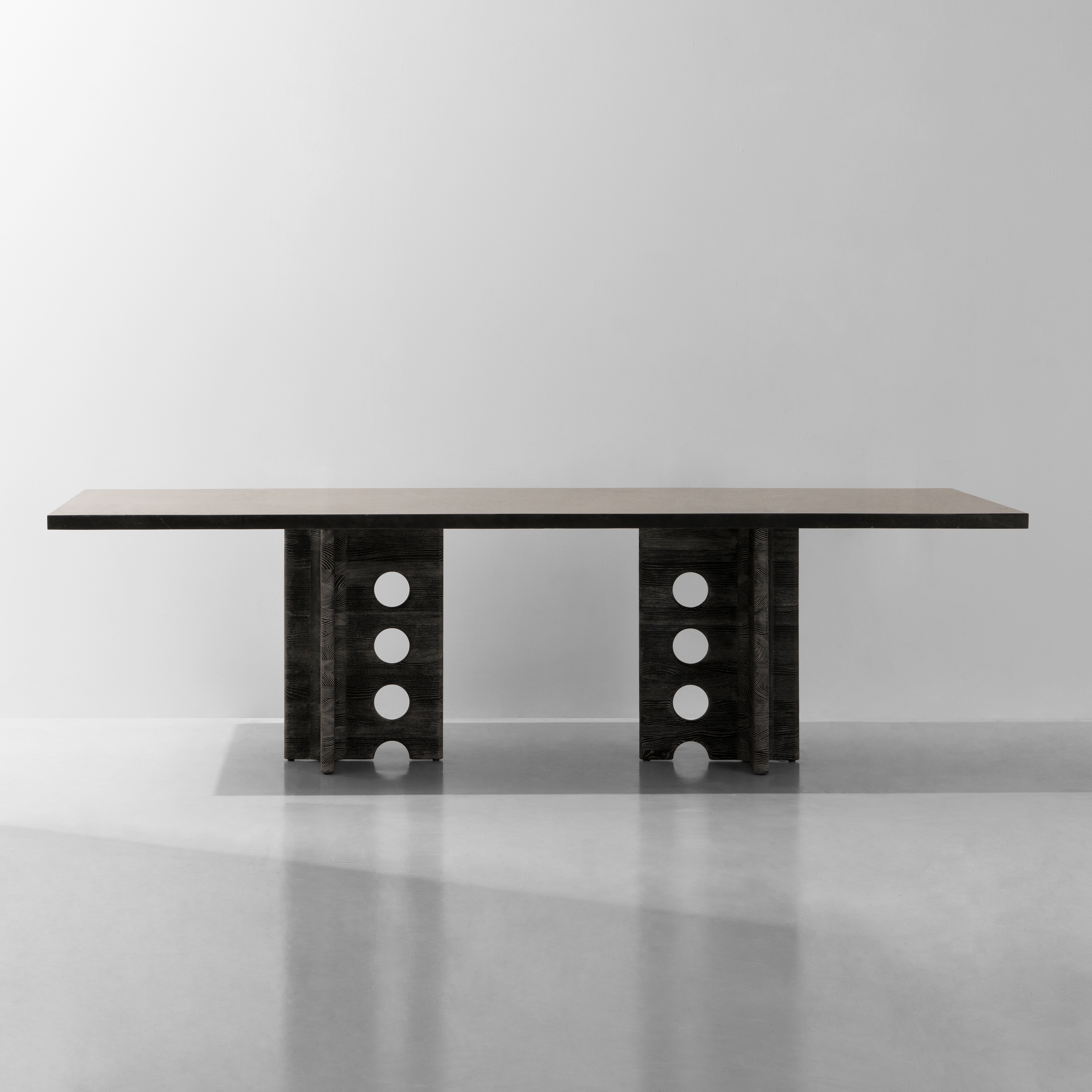 Afficher le produit Foundry Table T du fabricant District Eight