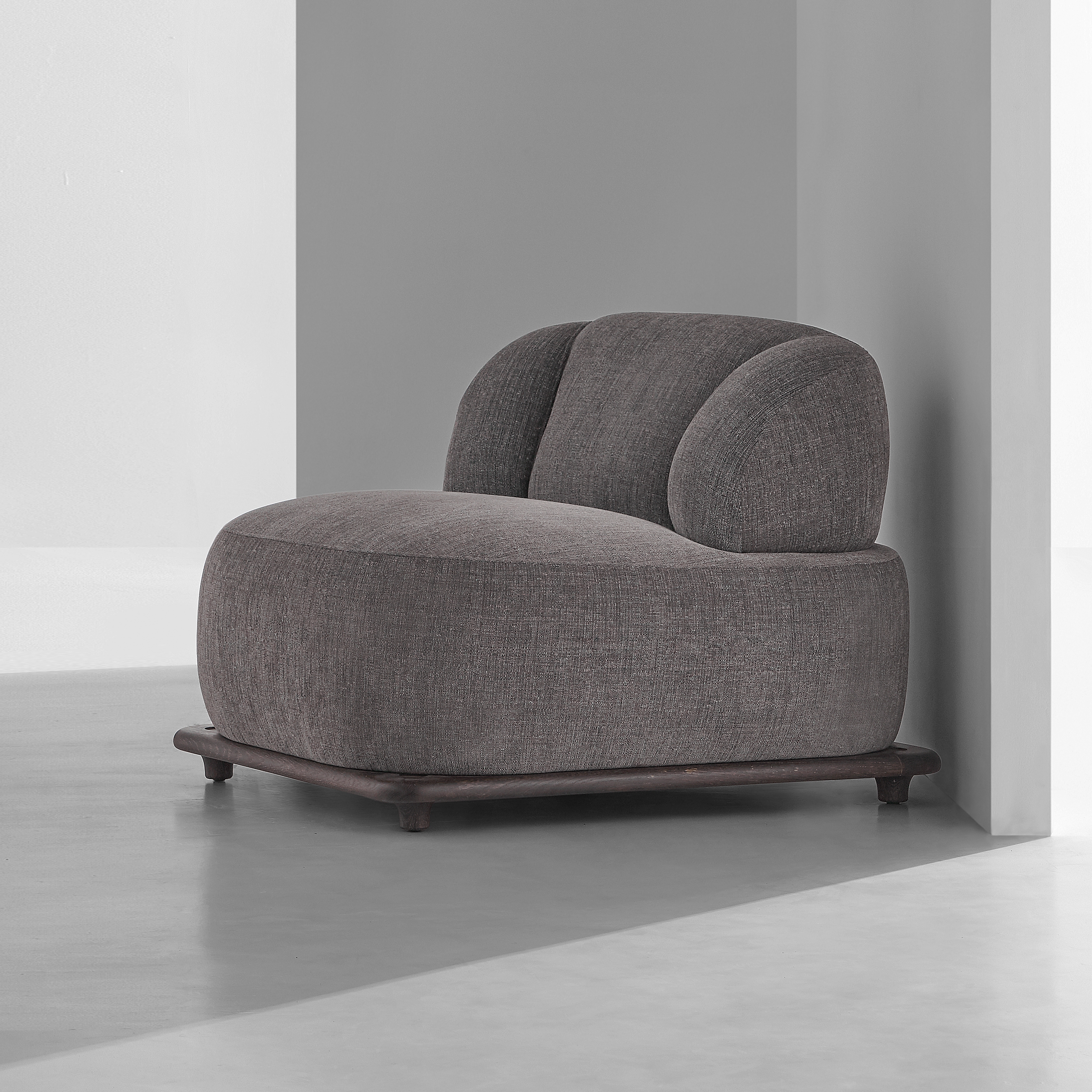 Display product Mesa Sofa from manufacturer District Eight