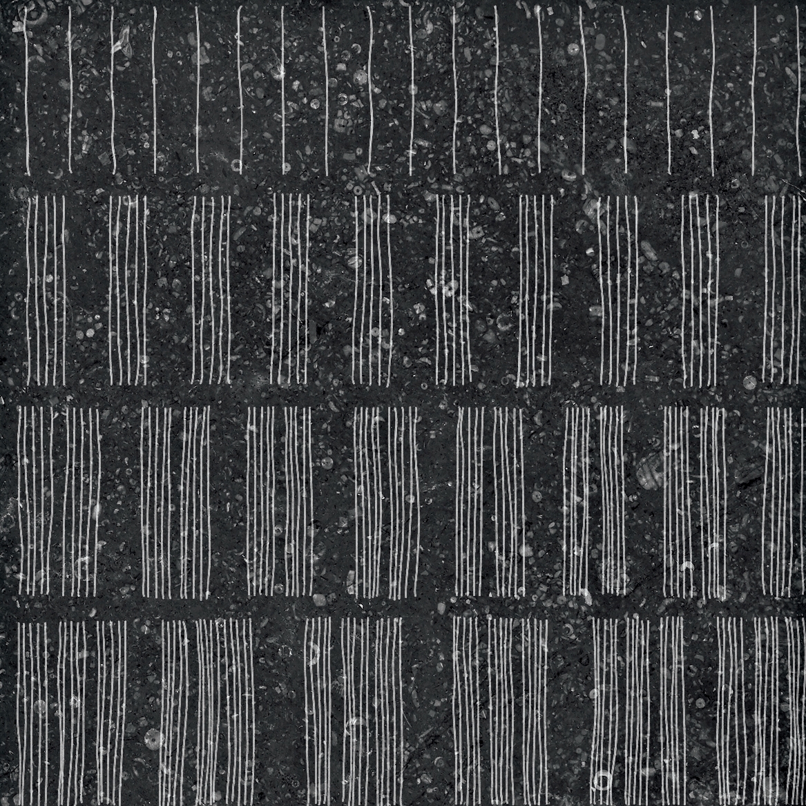 Afficher le produit Pietre41 Outline Black H du fabricant 41zero42