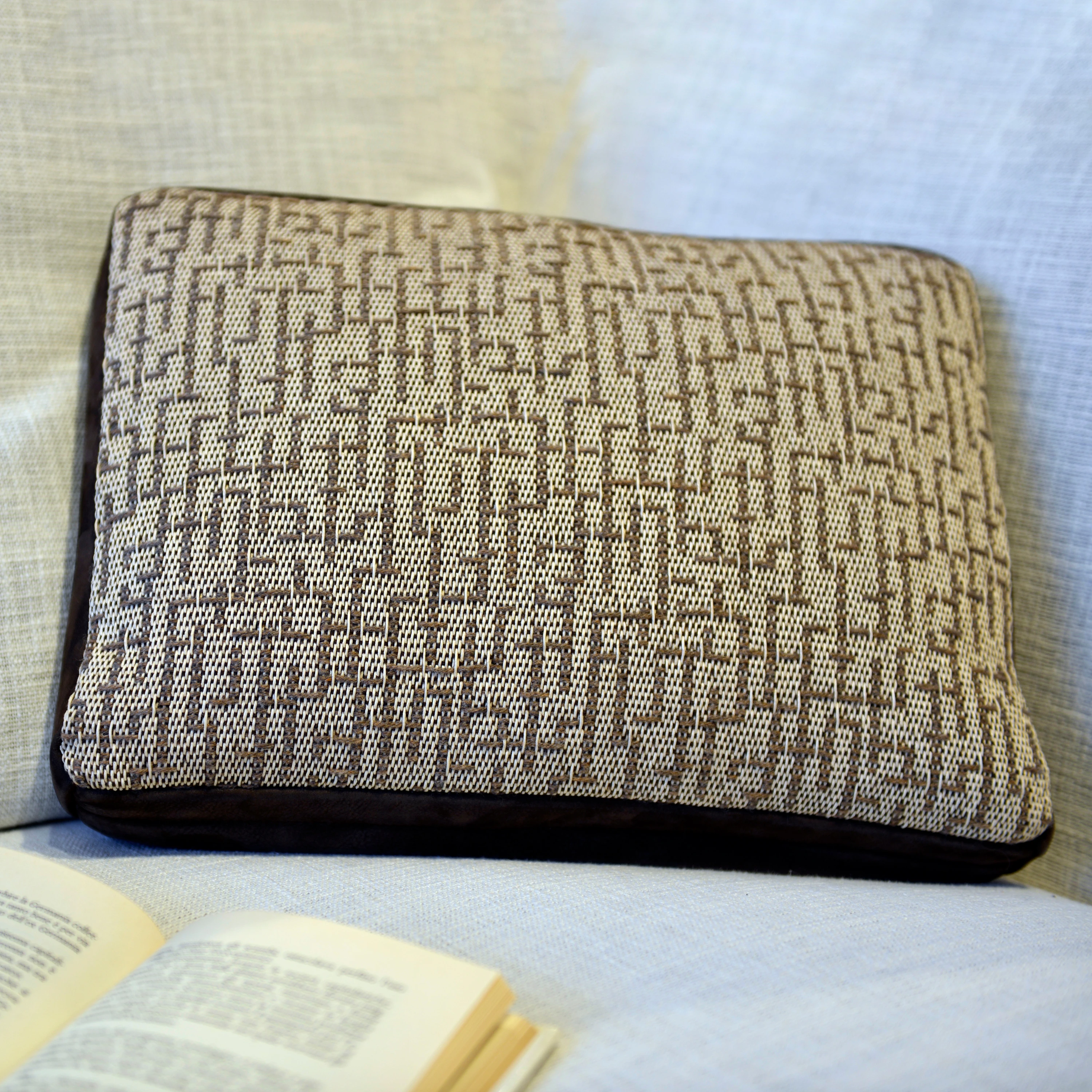 OXILLA LUXURY CUSHIONS