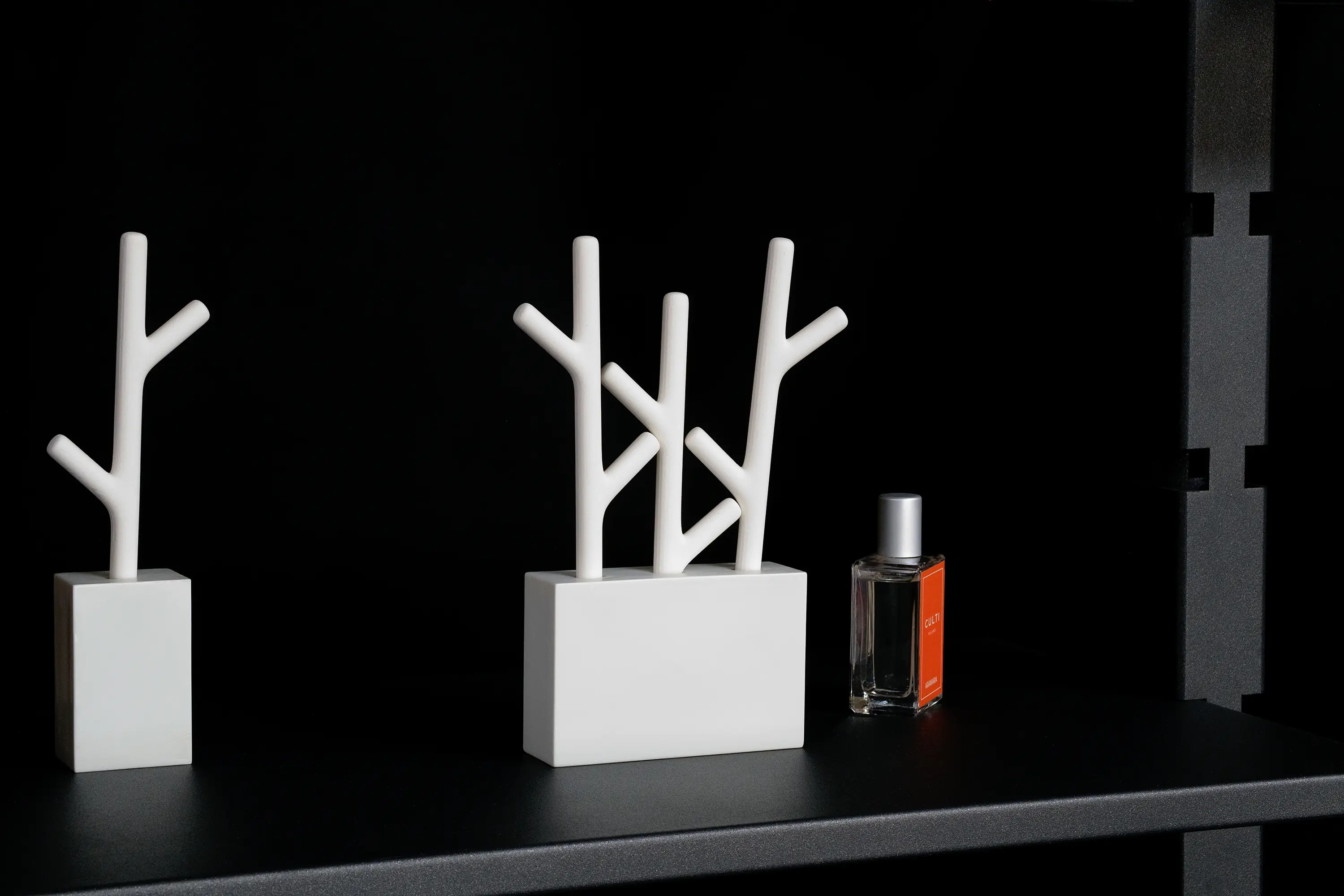 HANDS ON DESIGN - Shirakaba 1