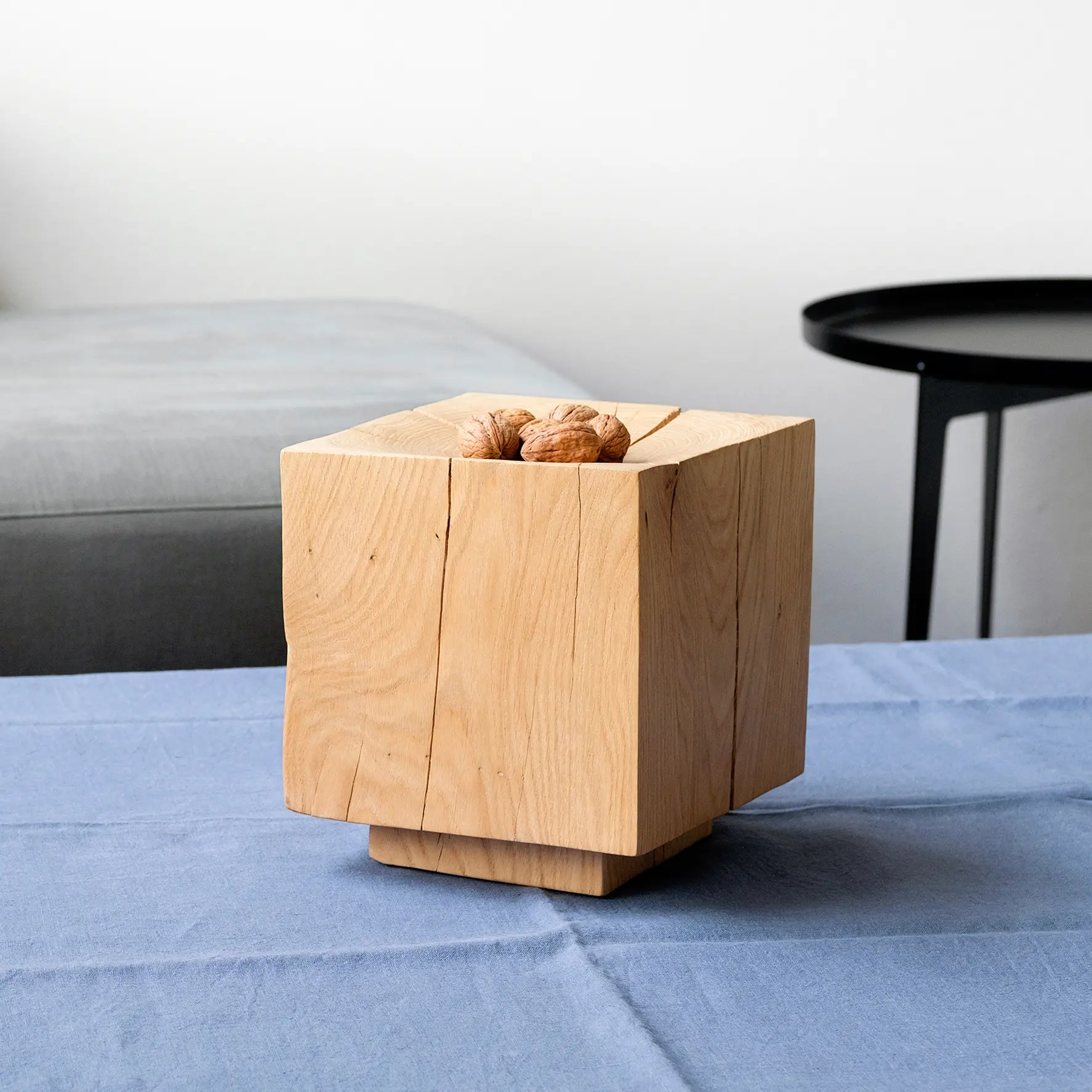 HANDS ON DESIGN - Shoko