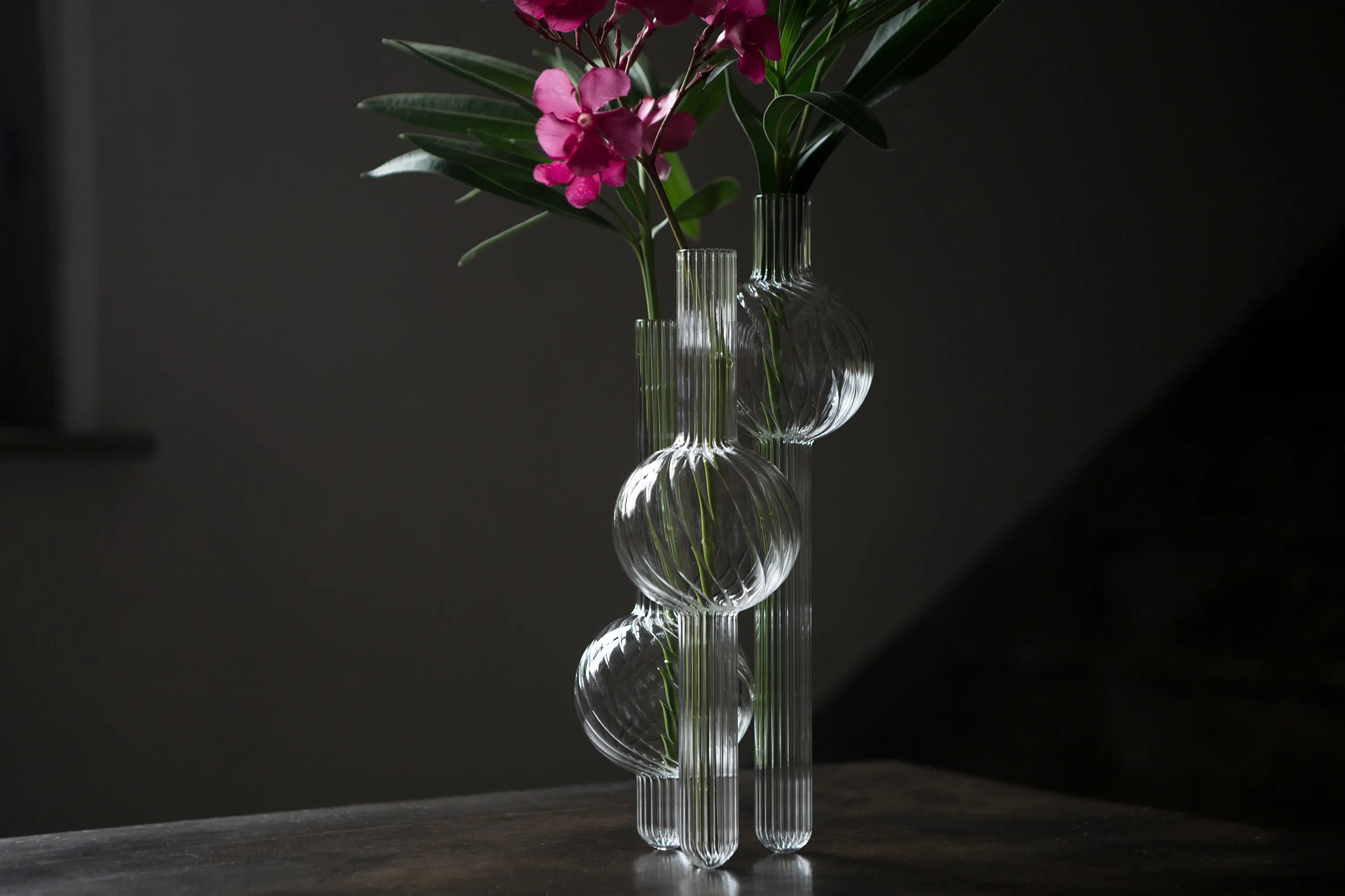 HANDS ON DESIGN - Dervish Medium