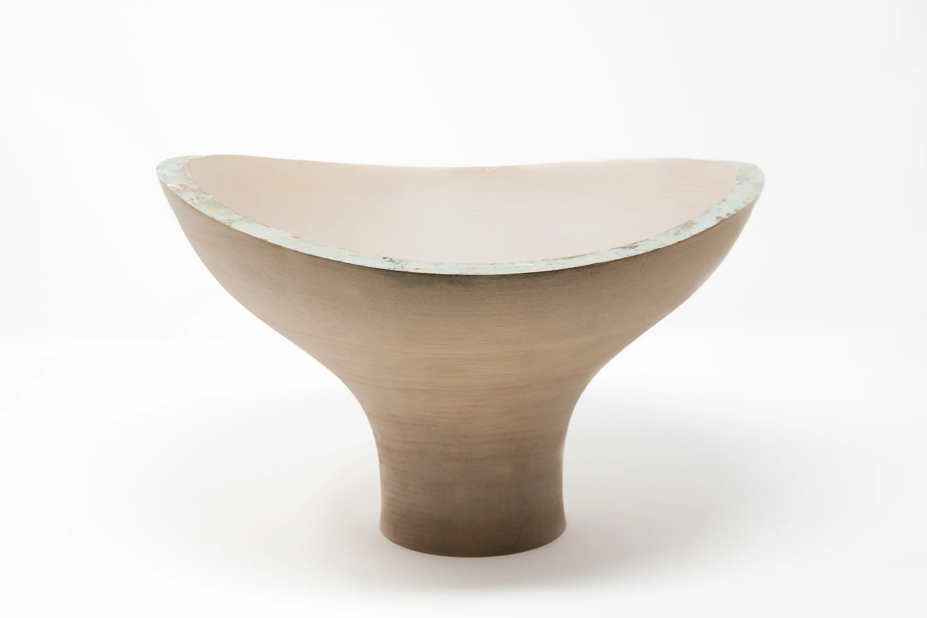 HANDS ON DESIGN - Fungo White