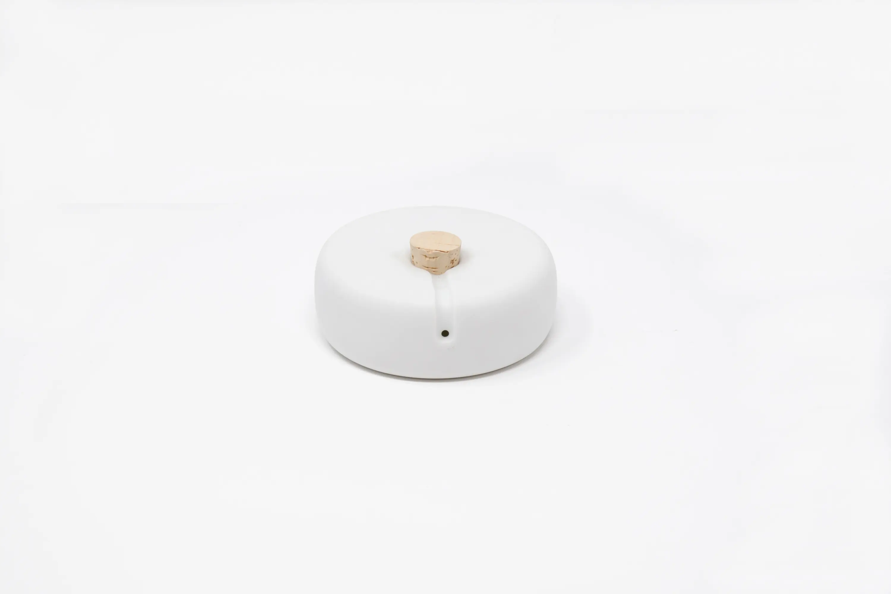 HANDS ON DESIGN - Bombette White Pepper
