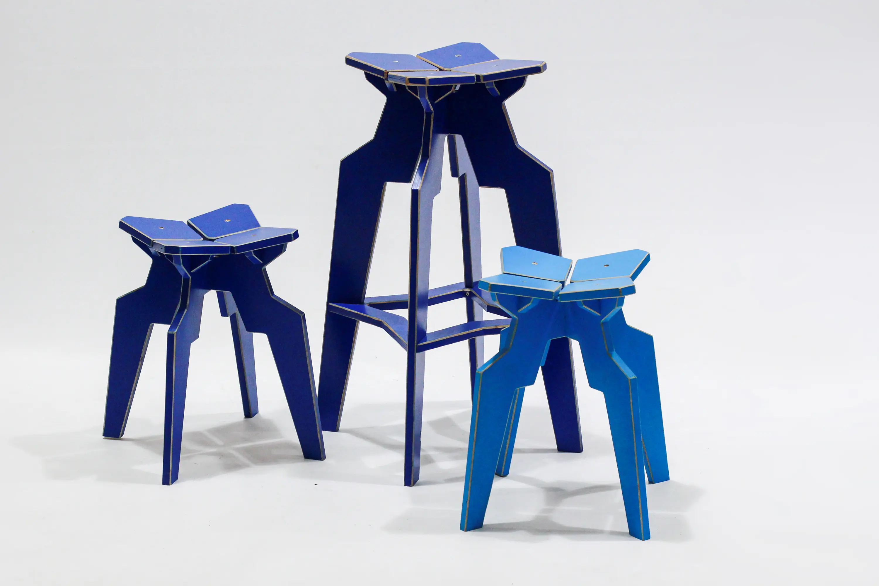 Liqui Contracts - Splice | Bar Stool