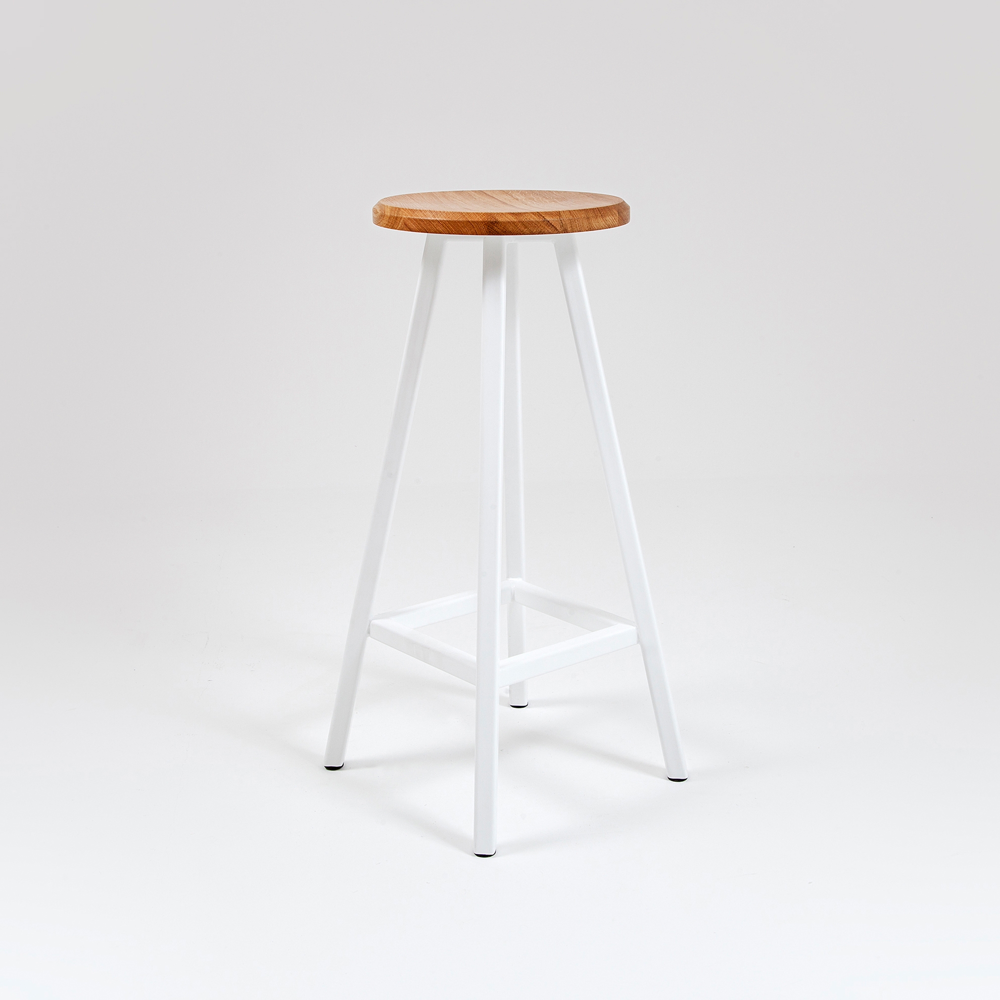 Studio | Bar Stool