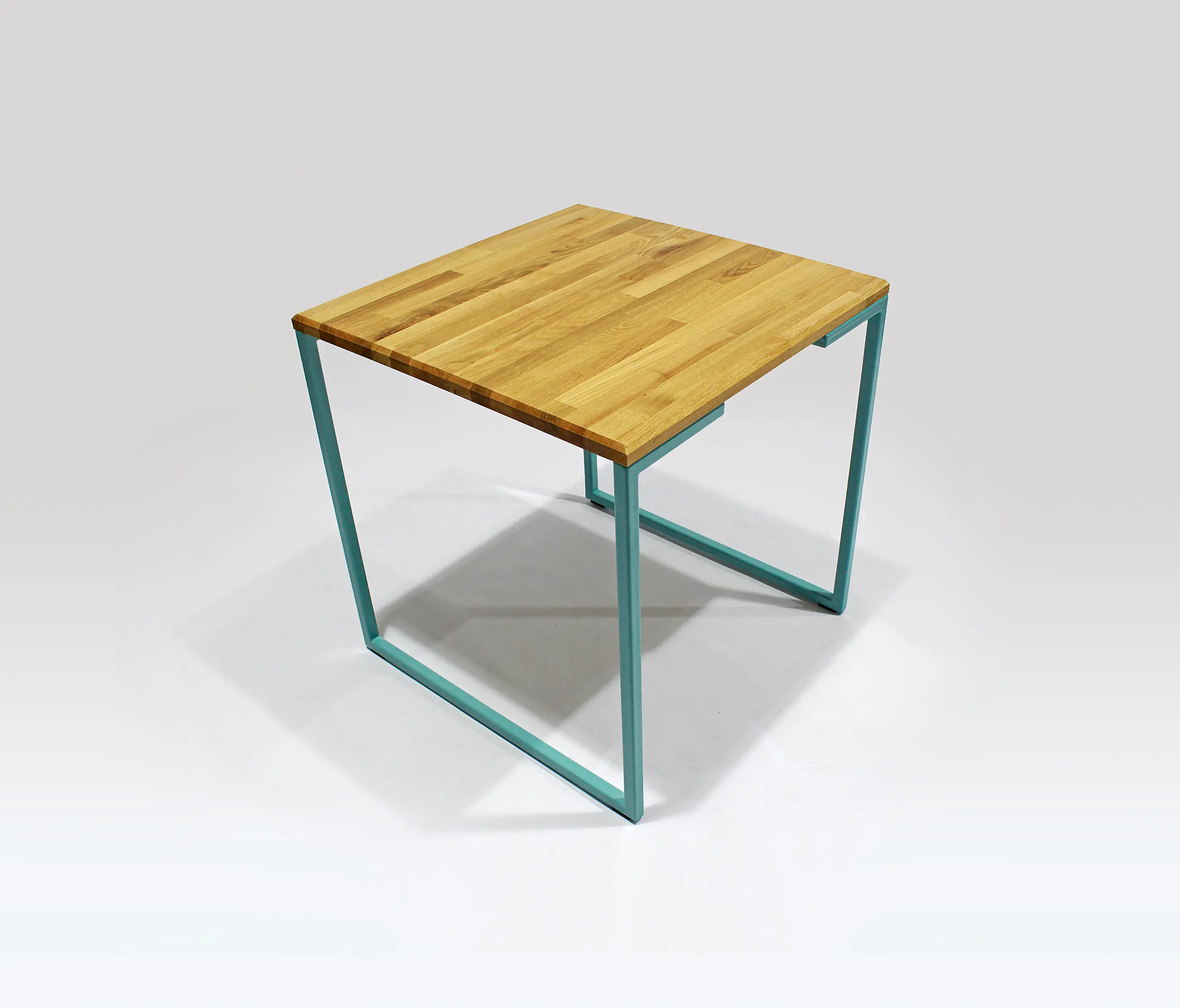 Liqui Contracts - Studio | Cafe Table
