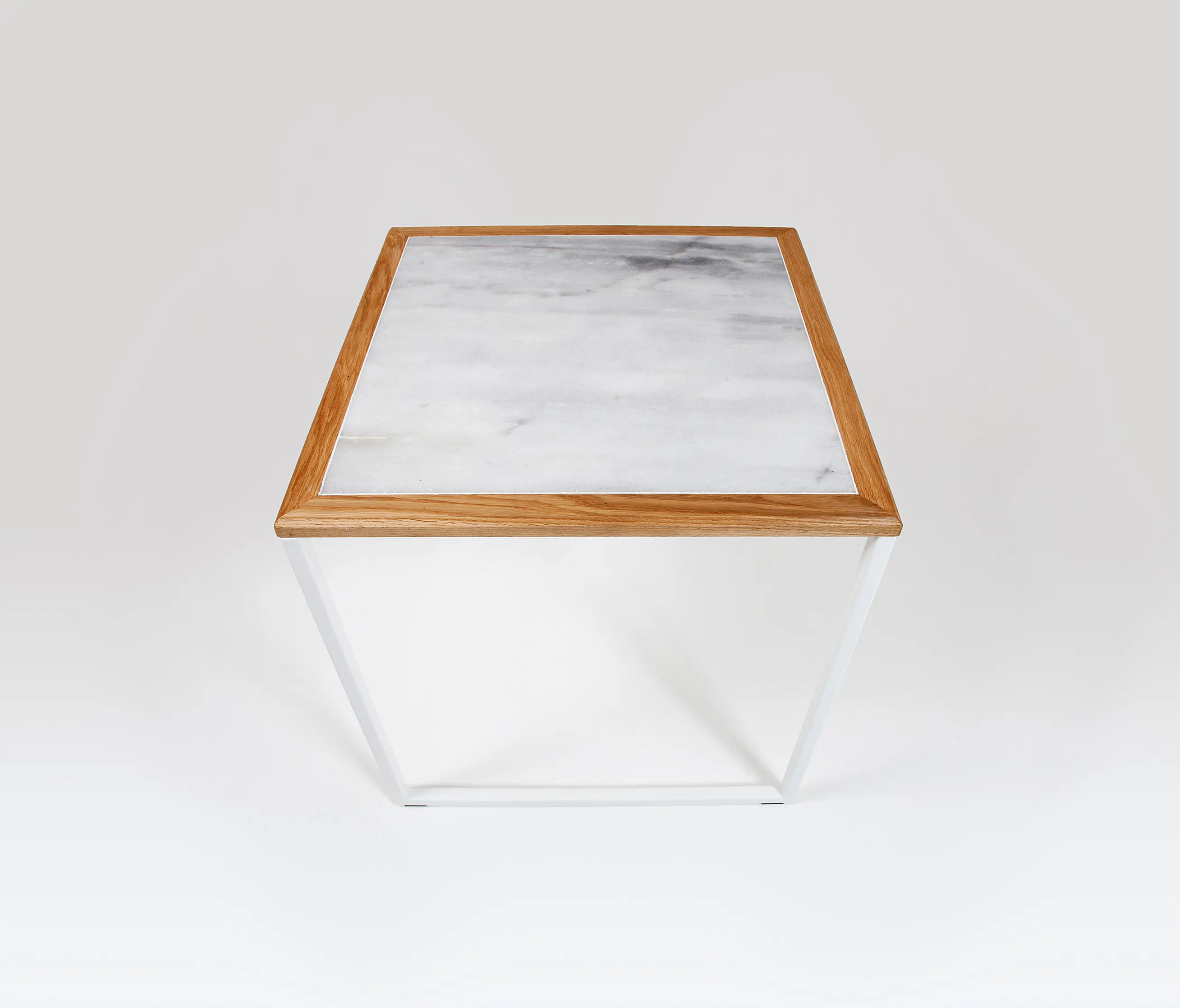 Liqui Contracts - Studio | Cafe Table Marble