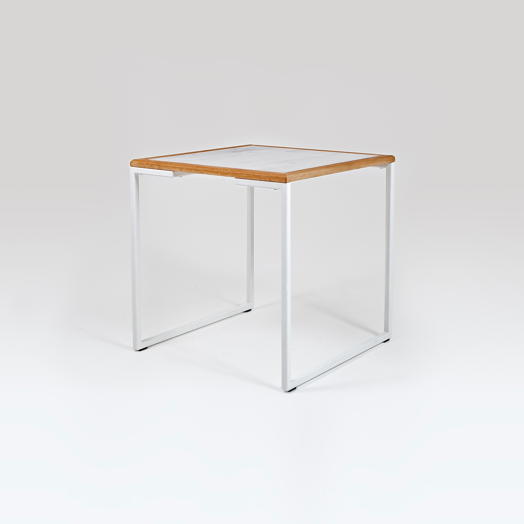 Afficher le produit Studio | Cafe Table Marble du fabricant Liqui Contracts