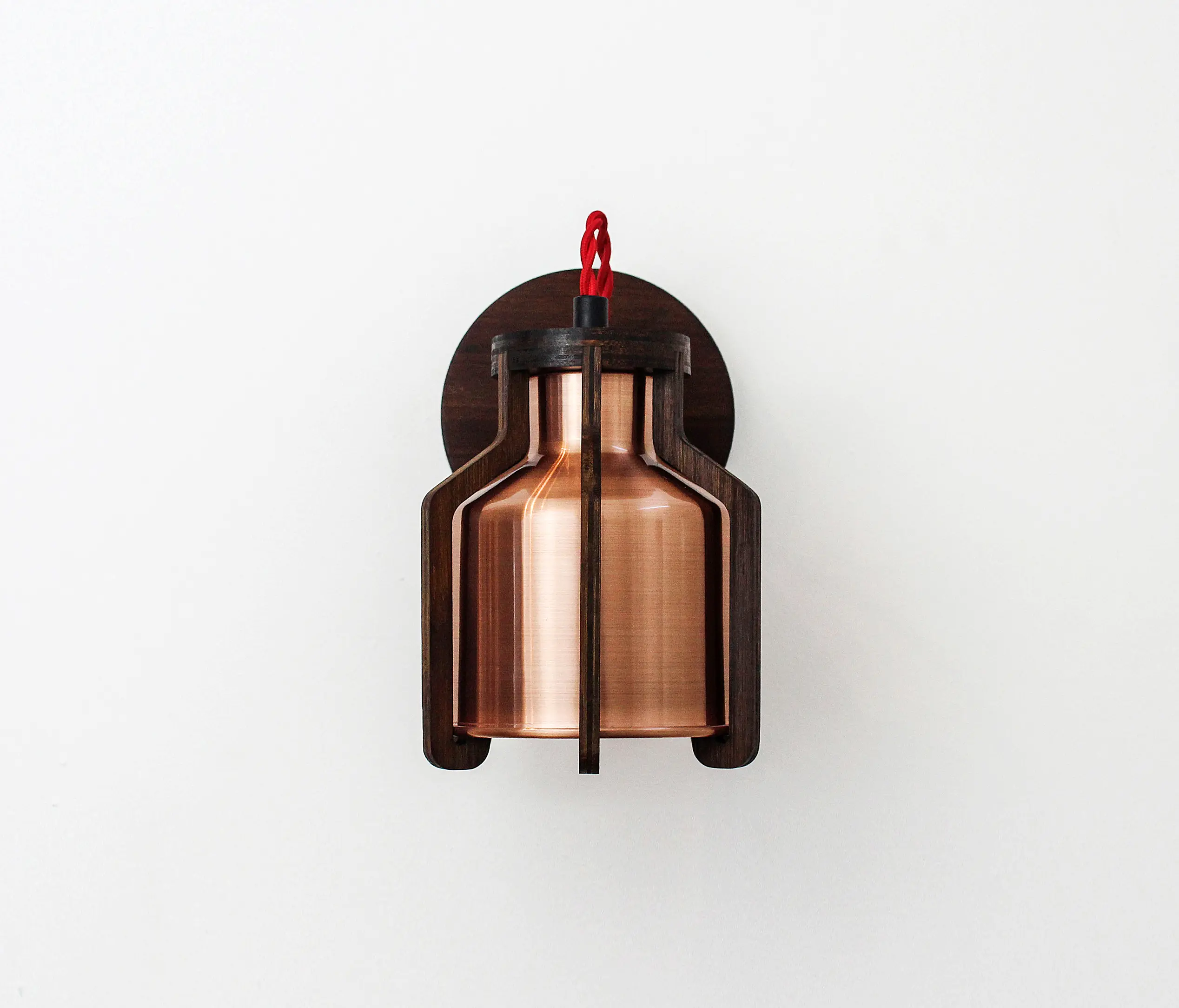 Liqui Contracts - Cell | Wall Lamp